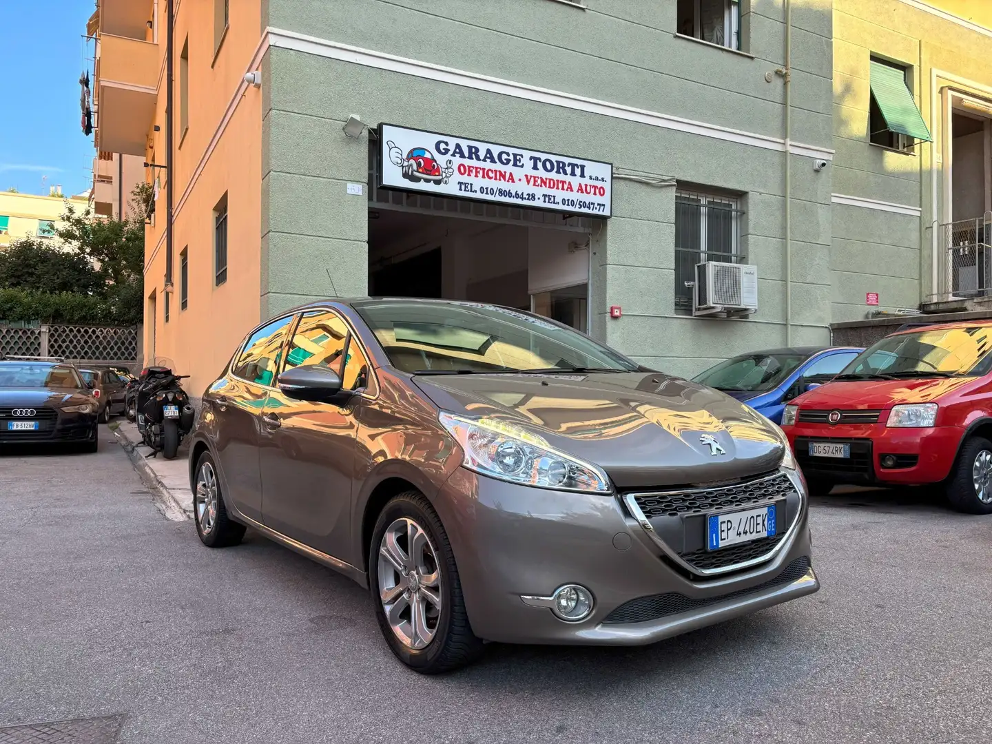 Peugeot 208 1.2 VTi 82 CV 5 porte Active PREZZO REALE TAGLIAND Bronze - 1