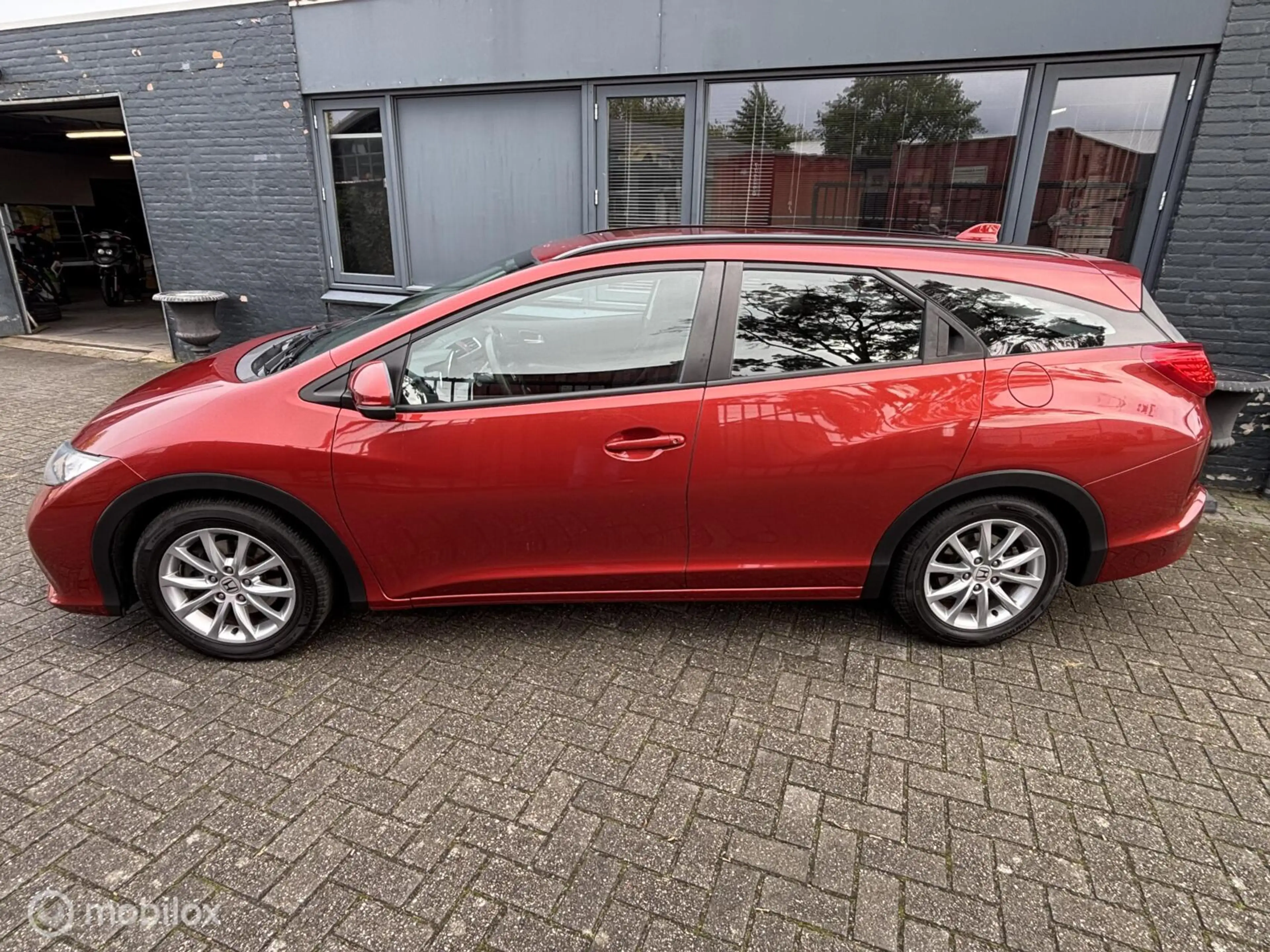Honda Civic Tourer 1.8i Comfort ECC Cruise Bl.tooth LMV Trekha — photo 22