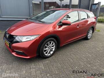 Tourer 1.8i Comfort ECC Cruise Bl.tooth LMV Trekha
