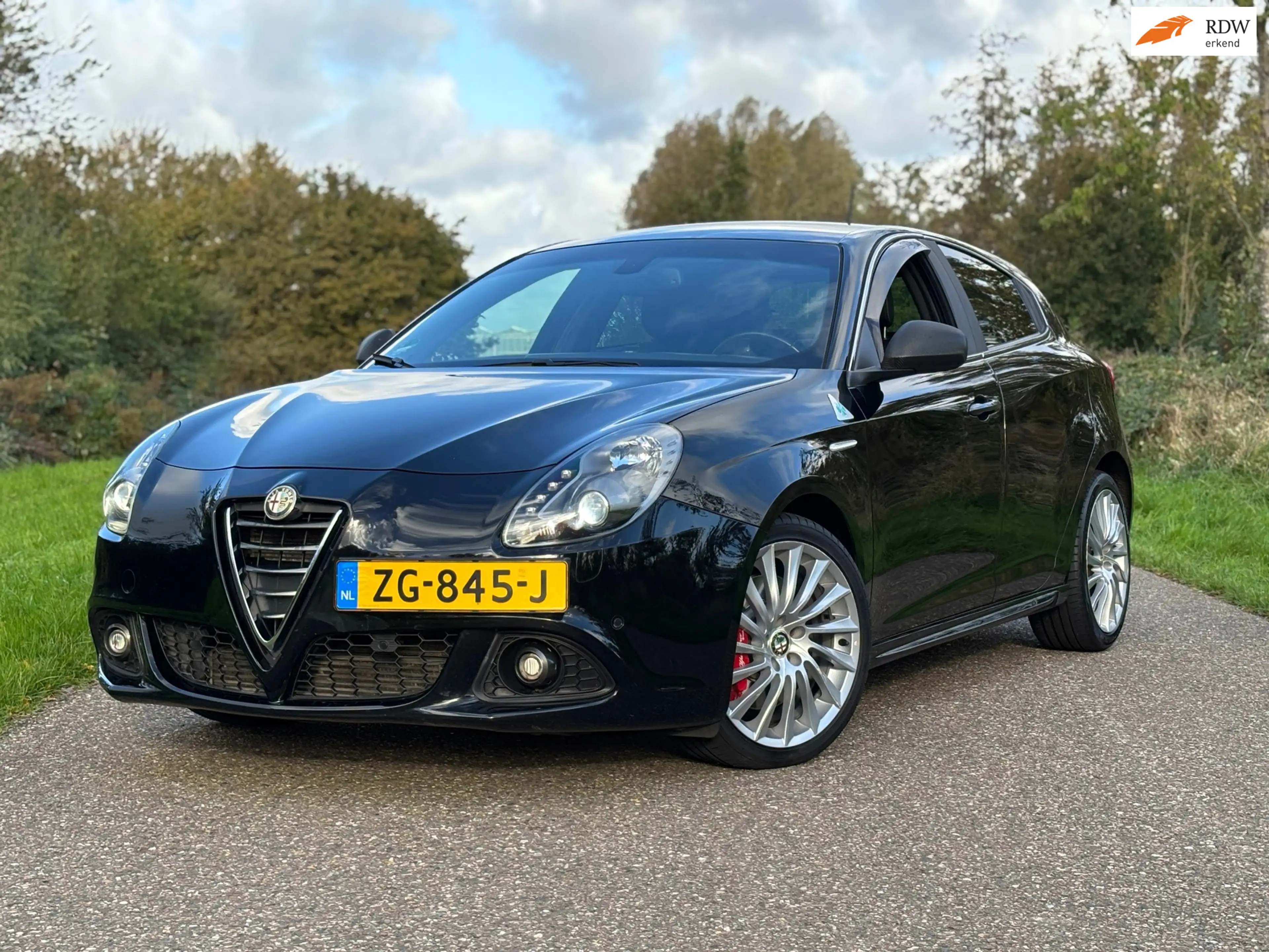 Alfa Romeo Giulietta 1.7 TBi Quadrifoglio Verde Aut/Bose/18''/Xenon