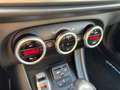 Alfa Romeo Giulietta 1.7 TBi Quadrifoglio Verde Aut/Bose/18''/Xenon Zwart - thumbnail 11