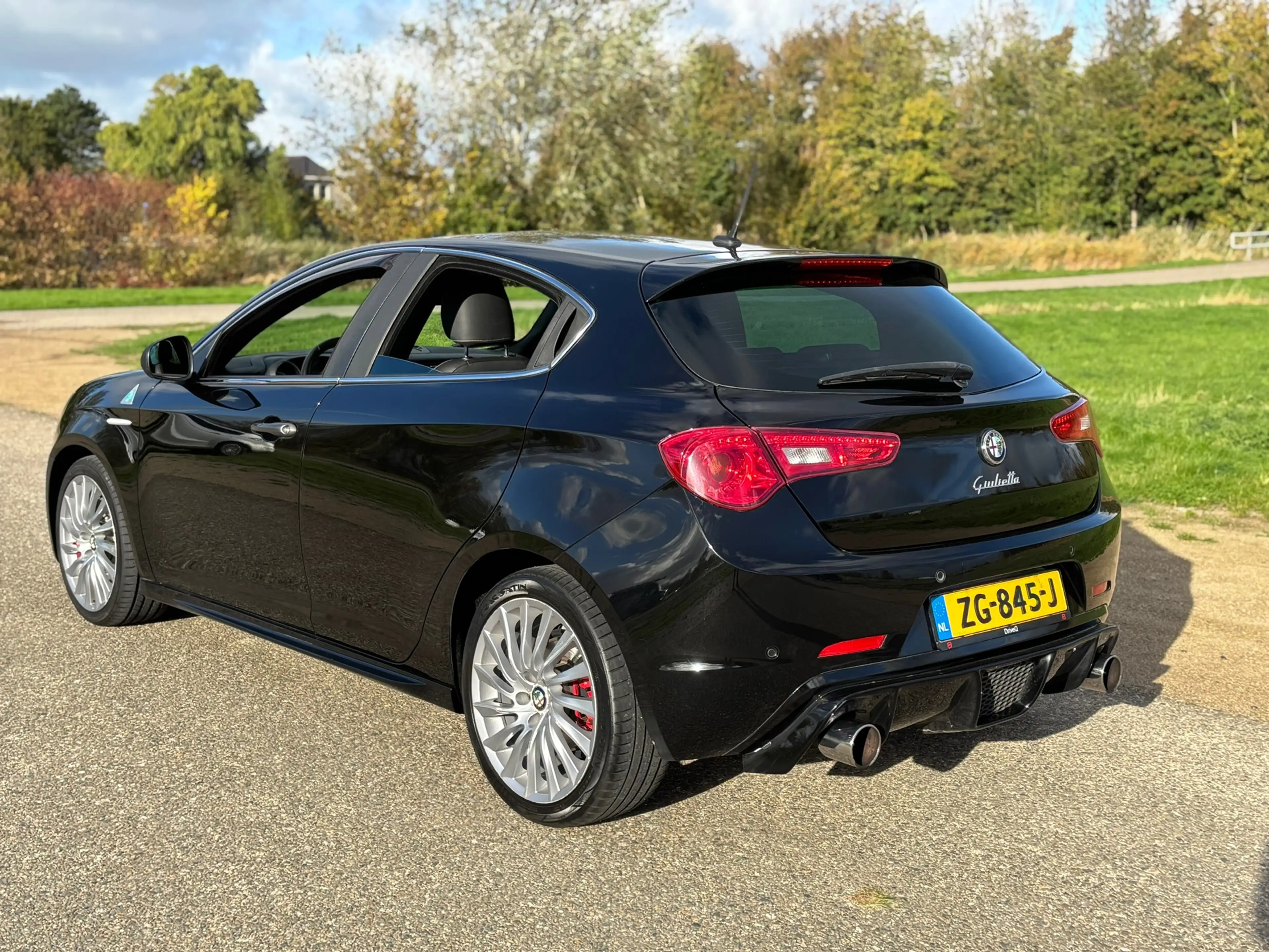 Alfa Romeo Giulietta 1.7 TBi Quadrifoglio Verde Aut/Bose/18''/Xenon — photo 7