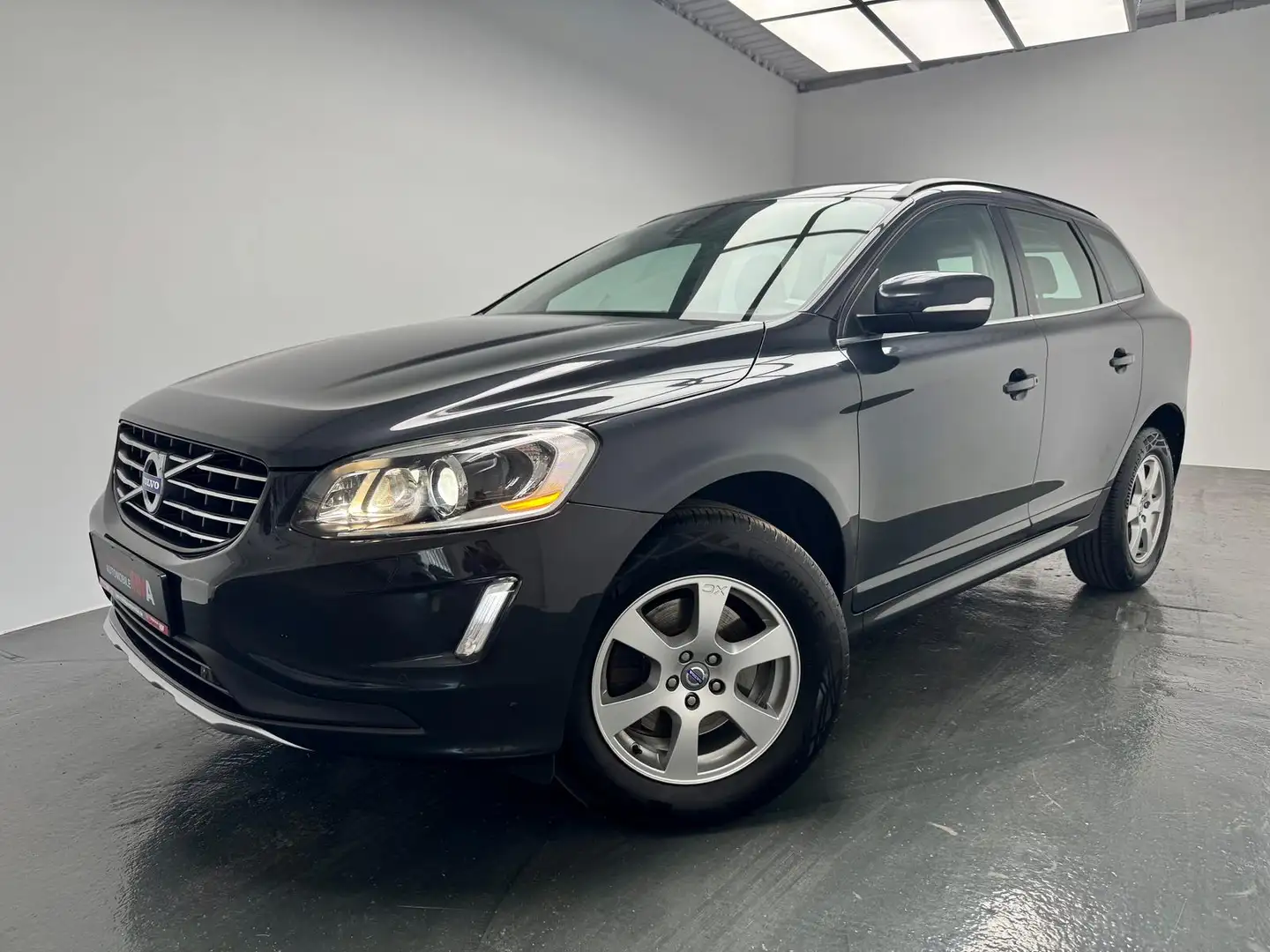 Volvo XC60 Momentum 2WD Android Auto|Me+KAMERA+NAVI+ Gris - 1