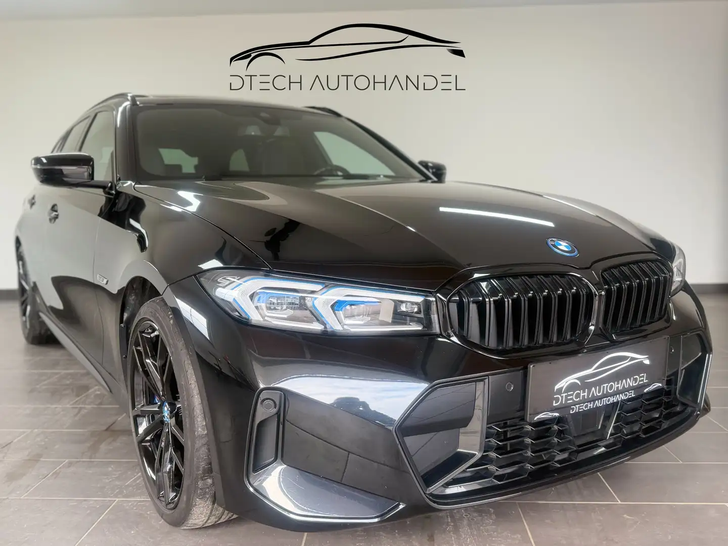 BMW 330 330e xDrive MSport/AHK/HUD/KEYLESS/PANO/H&K/MEMORY Schwarz - 1