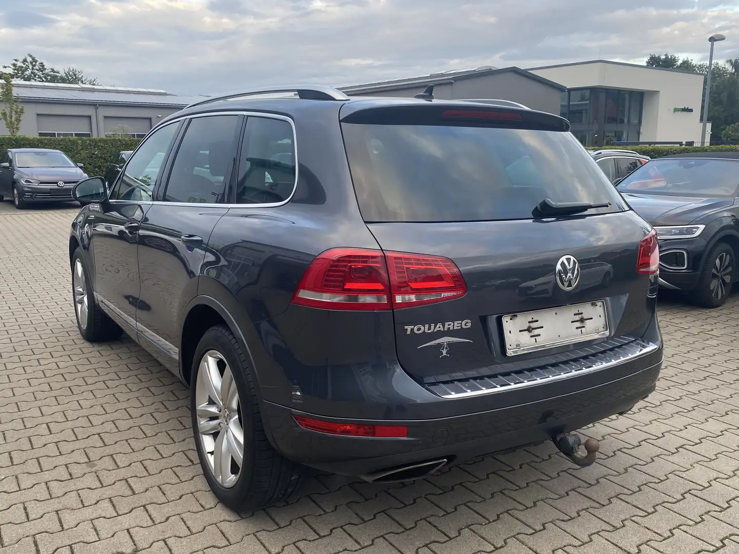 Volkswagen Touareg V6 TDI 1 Hand (Doktor) Top Grigio - 2