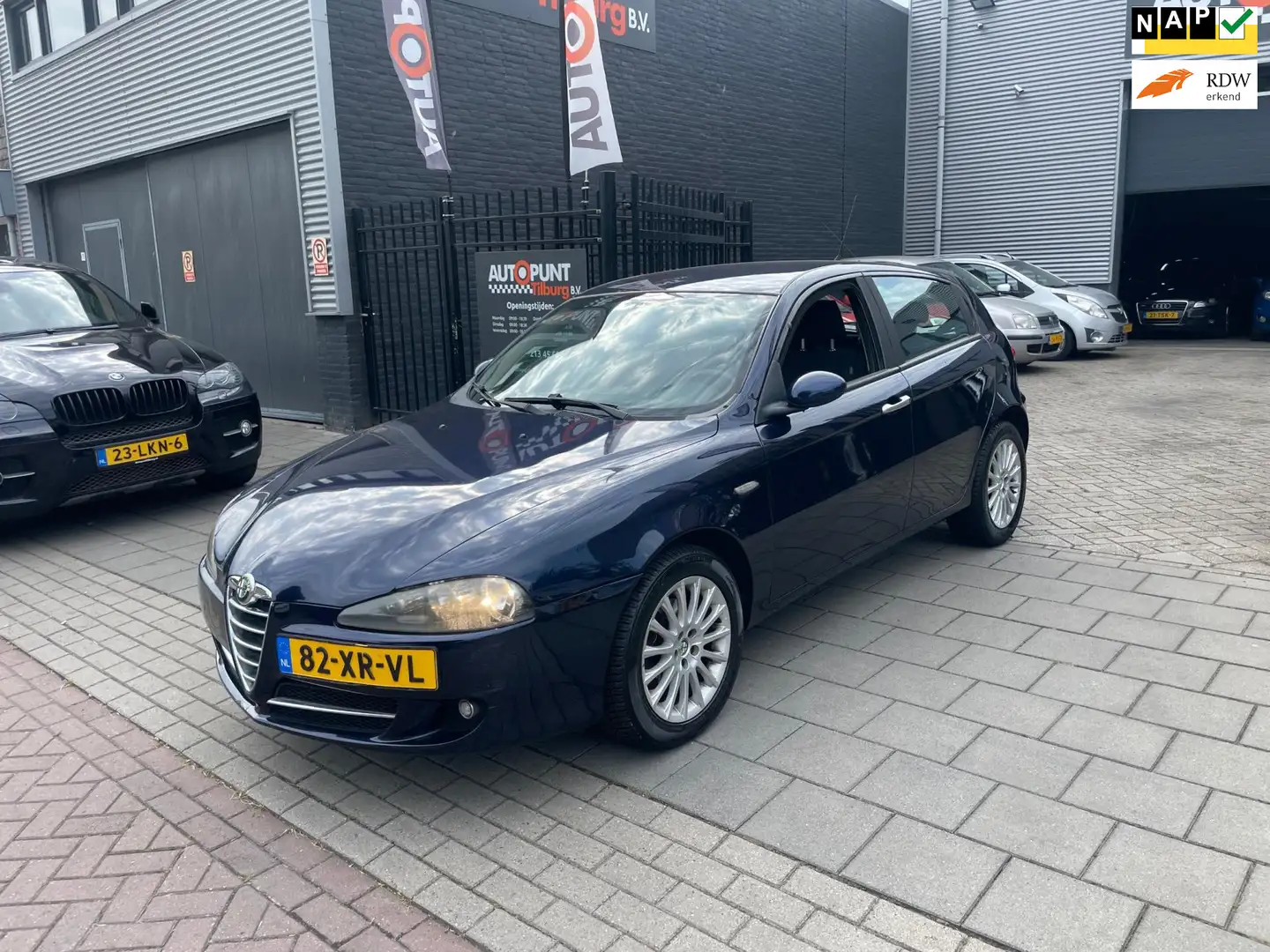 Alfa Romeo 147 1.6 T.Spark Business Airco NAP APK Blauw - 1