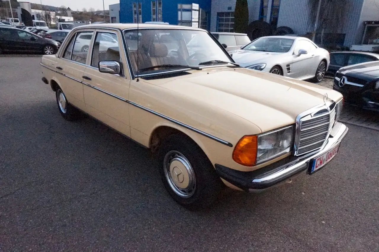 Mercedes-Benz 300 D Automatik 99 tkm Original, foto 3