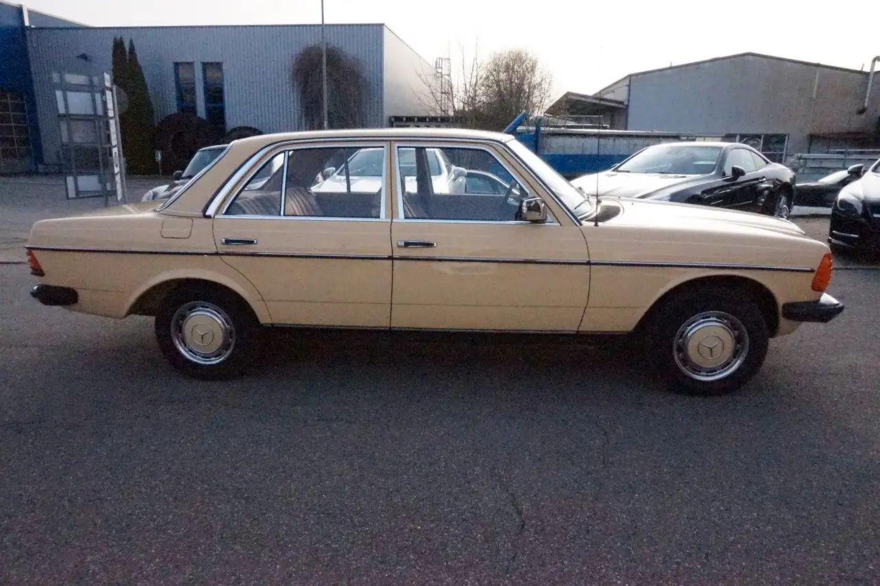 Mercedes-Benz 300 D Automatik 99 tkm Original, foto 4