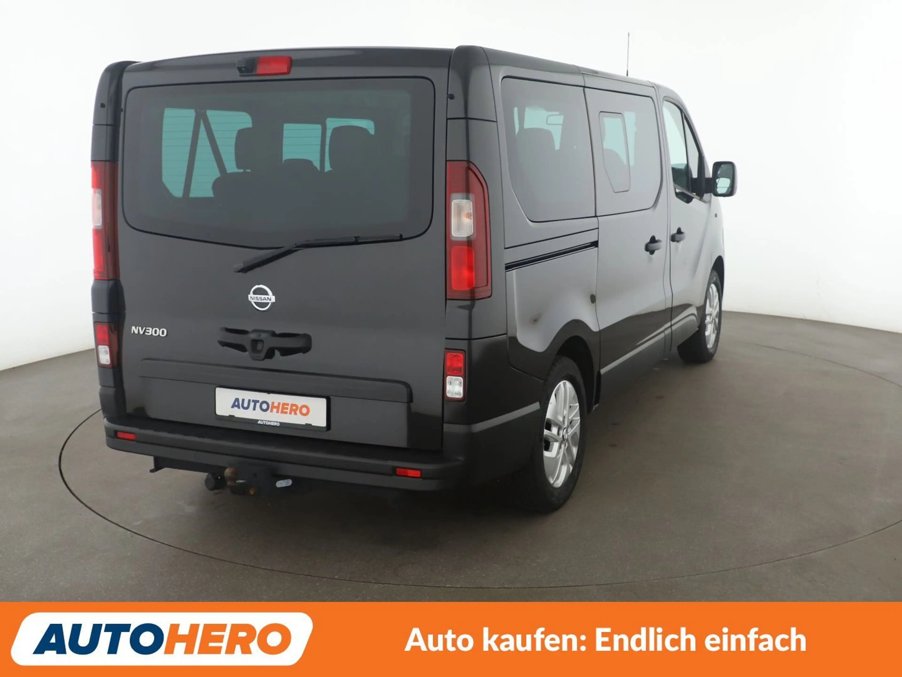 Nissan NV300 2.0 dCi L1H1 2,7t PREMIUM Aut*NAVI*TEMPO*CAM*PDC* — photo 6