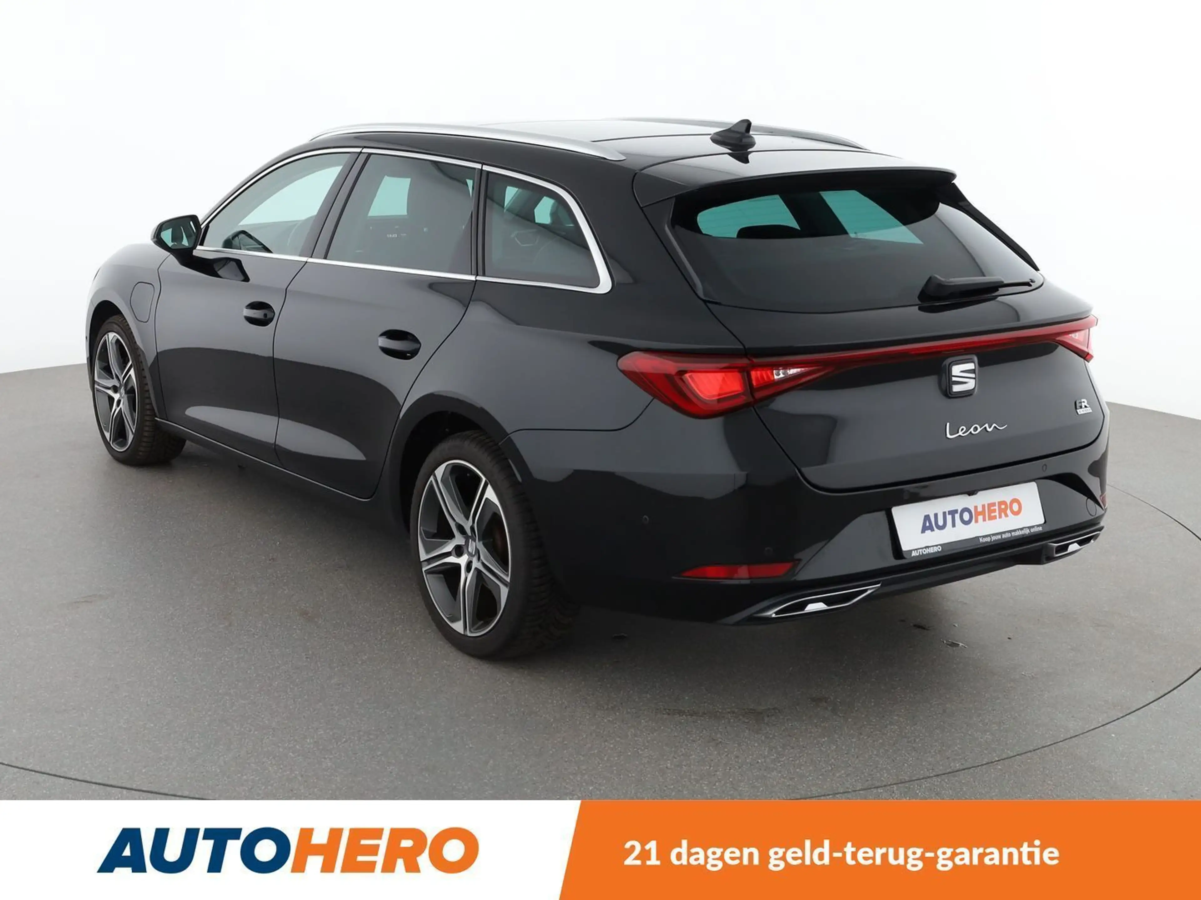 SEAT Leon e-Hybrid 1.4 TSI e-HYBRID FR — photo 4