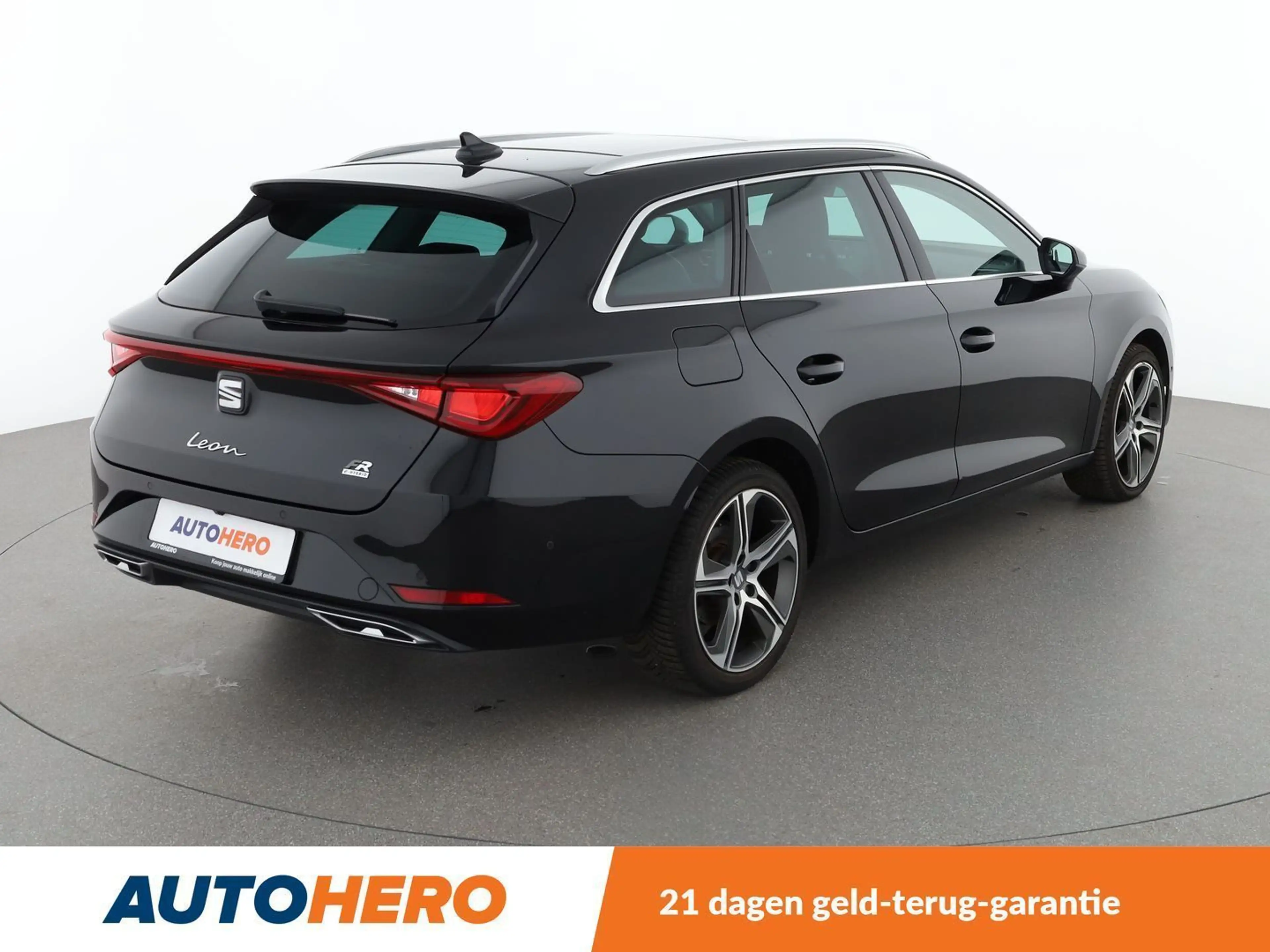 SEAT Leon e-Hybrid 1.4 TSI e-HYBRID FR — photo 6