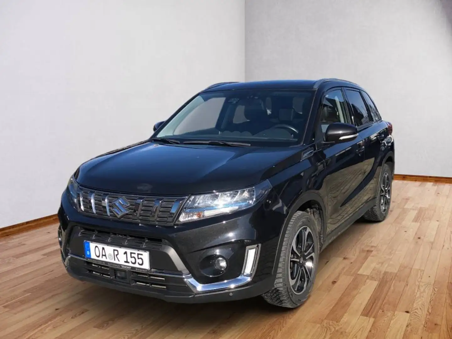 Suzuki Vitara 1.4 Comfort+ AllGrip Hybrid Zwart - 1