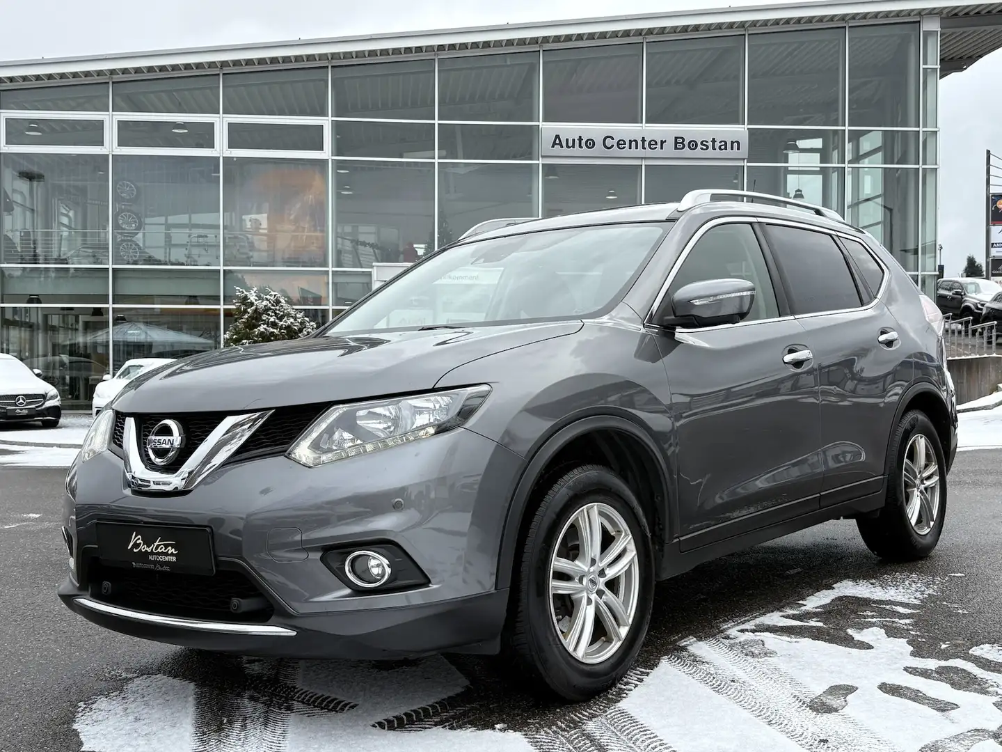 Nissan X-Trail 1.6dCi DPF 4x4/PANORAMA/DAB/360°/7-SITZE Grey - 2
