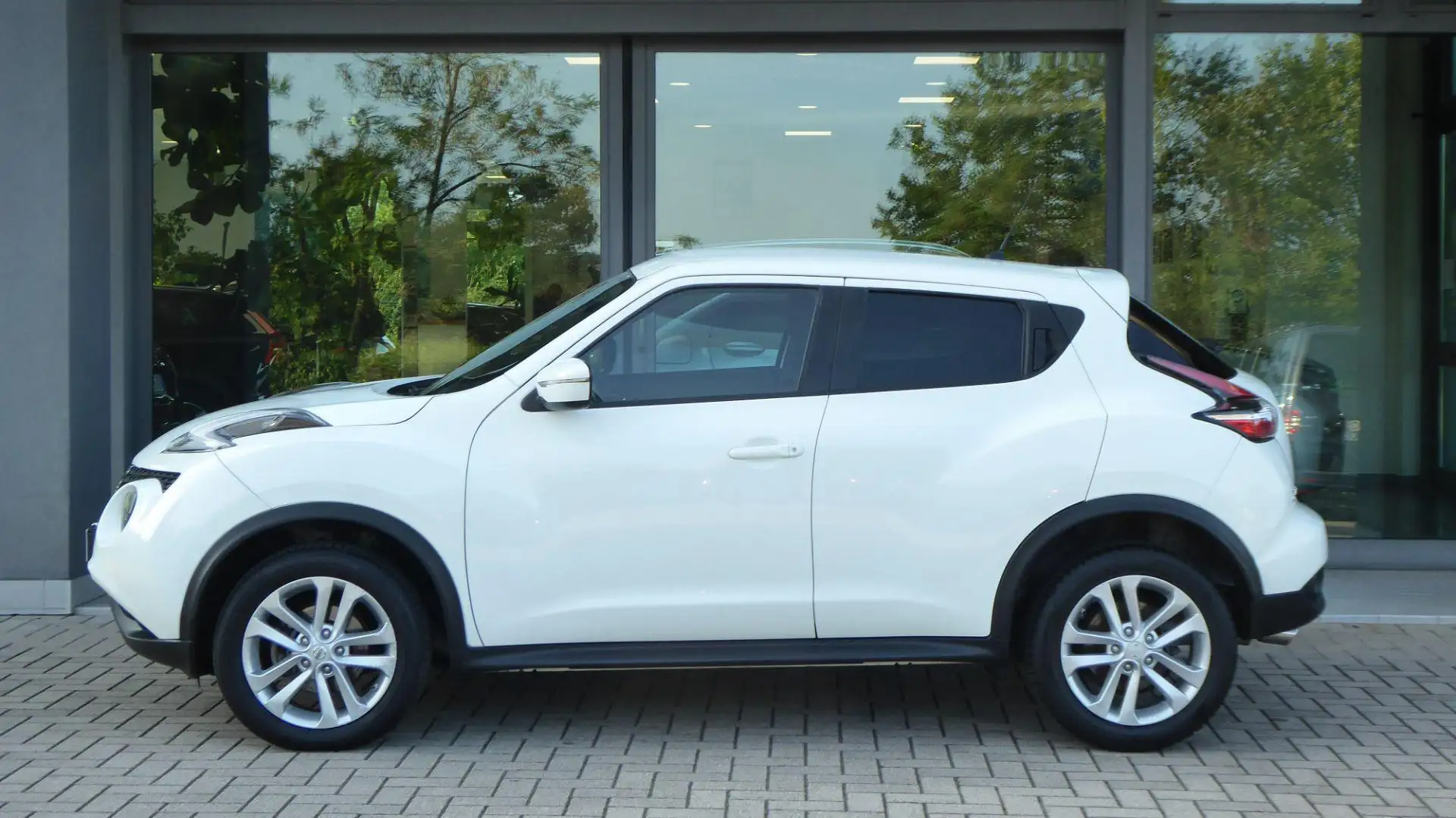 Nissan Juke 1.5 dCi Start&Stop Tekna Blanc - 2