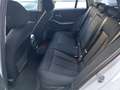 BMW 318 318 d Advantage Aut. * Kamera, LED, Virtual, usw.* Weiß - thumbnail 9