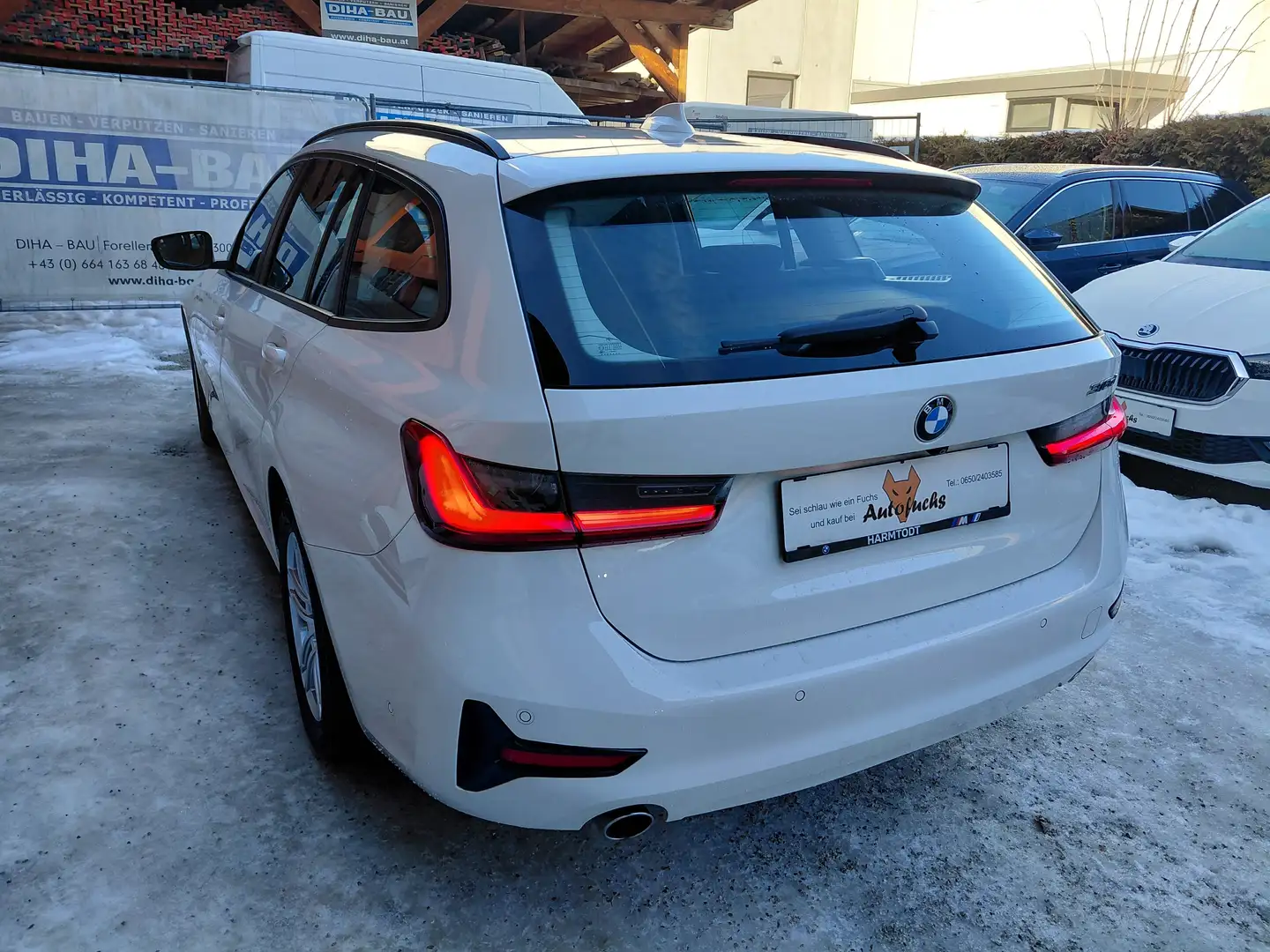 BMW 318 318 d Advantage Aut. * Kamera, LED, Virtual, usw.* Weiß - 2