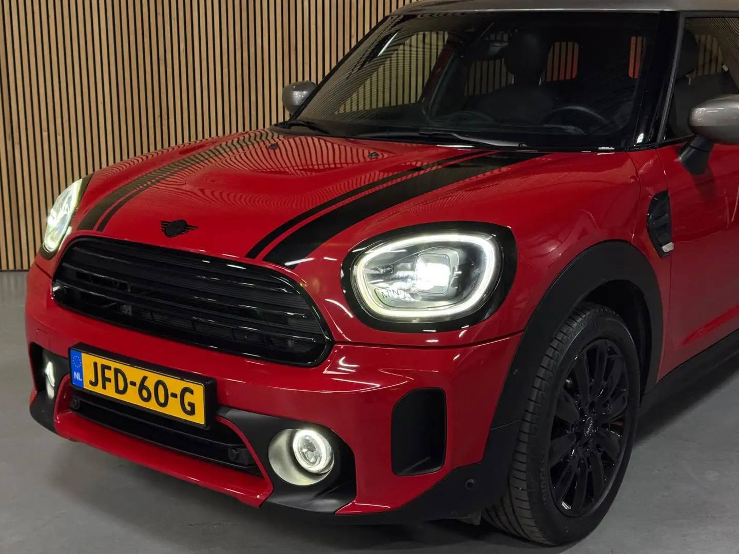 MINI Cooper Countryman Mini 1.5 MINI Yours PANO|H&K|HUD|AMBIENT|APPLE/AND Rood - 2