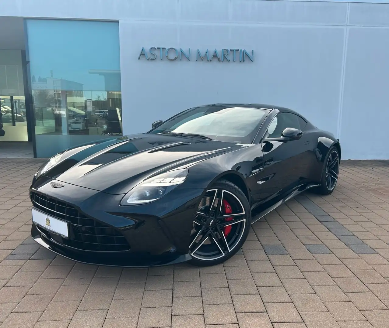 Aston Martin V8 Next Generation Noir - 1