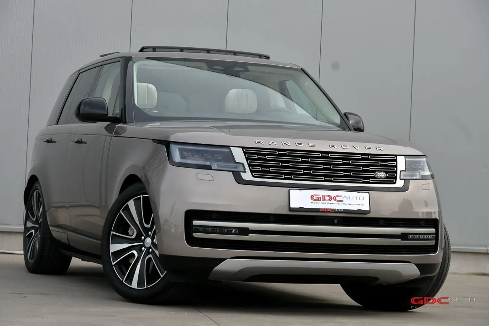 Land Rover Range Rover 3.0 P510 HSE l  Pano l Trekhaak l Arany - 1