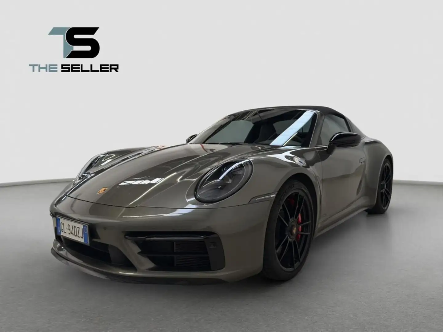 Porsche 911 Targa 4 GTS Grün - 1