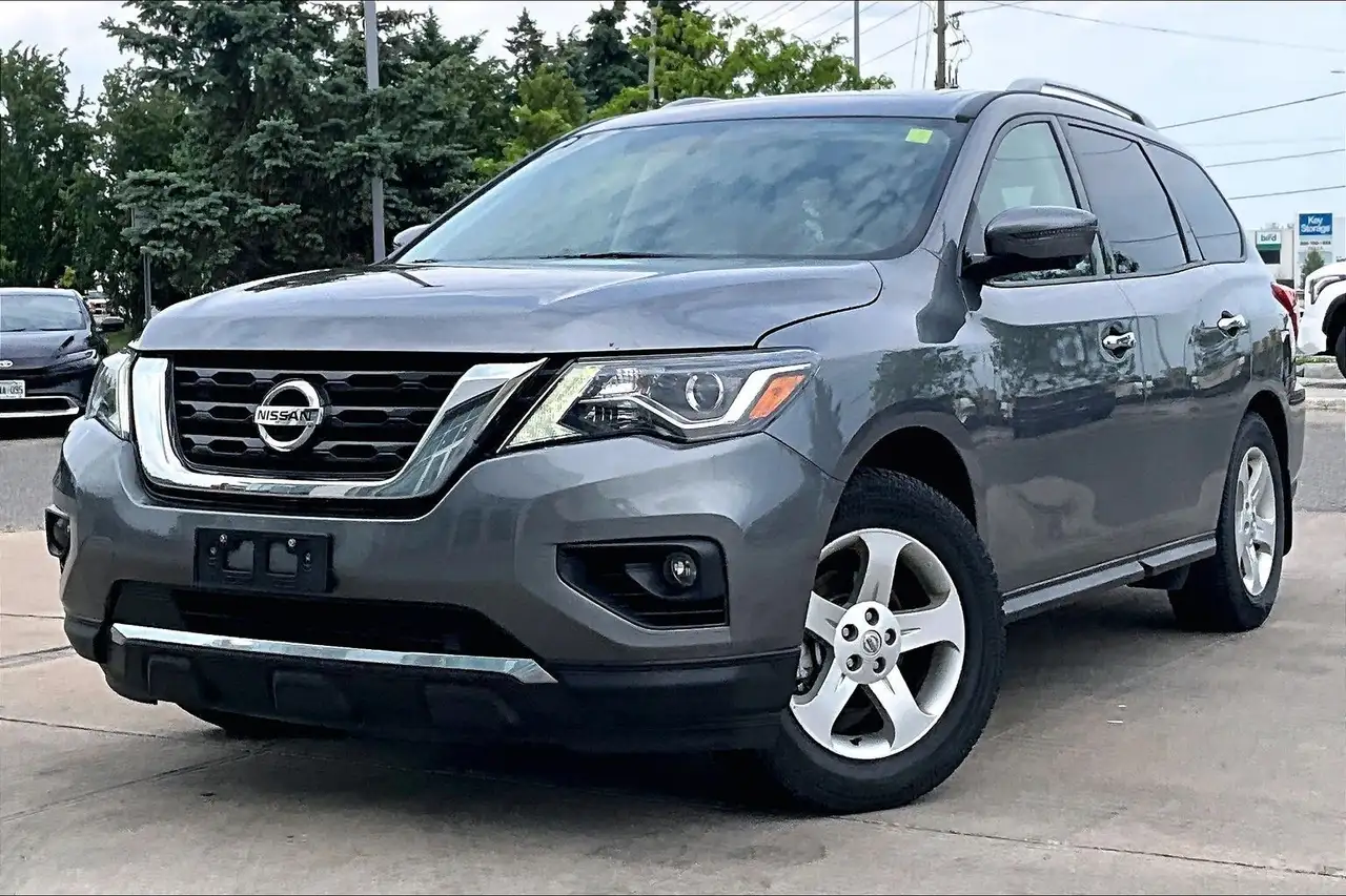 Nissan Pathfinder photo Nissan Pathfinder