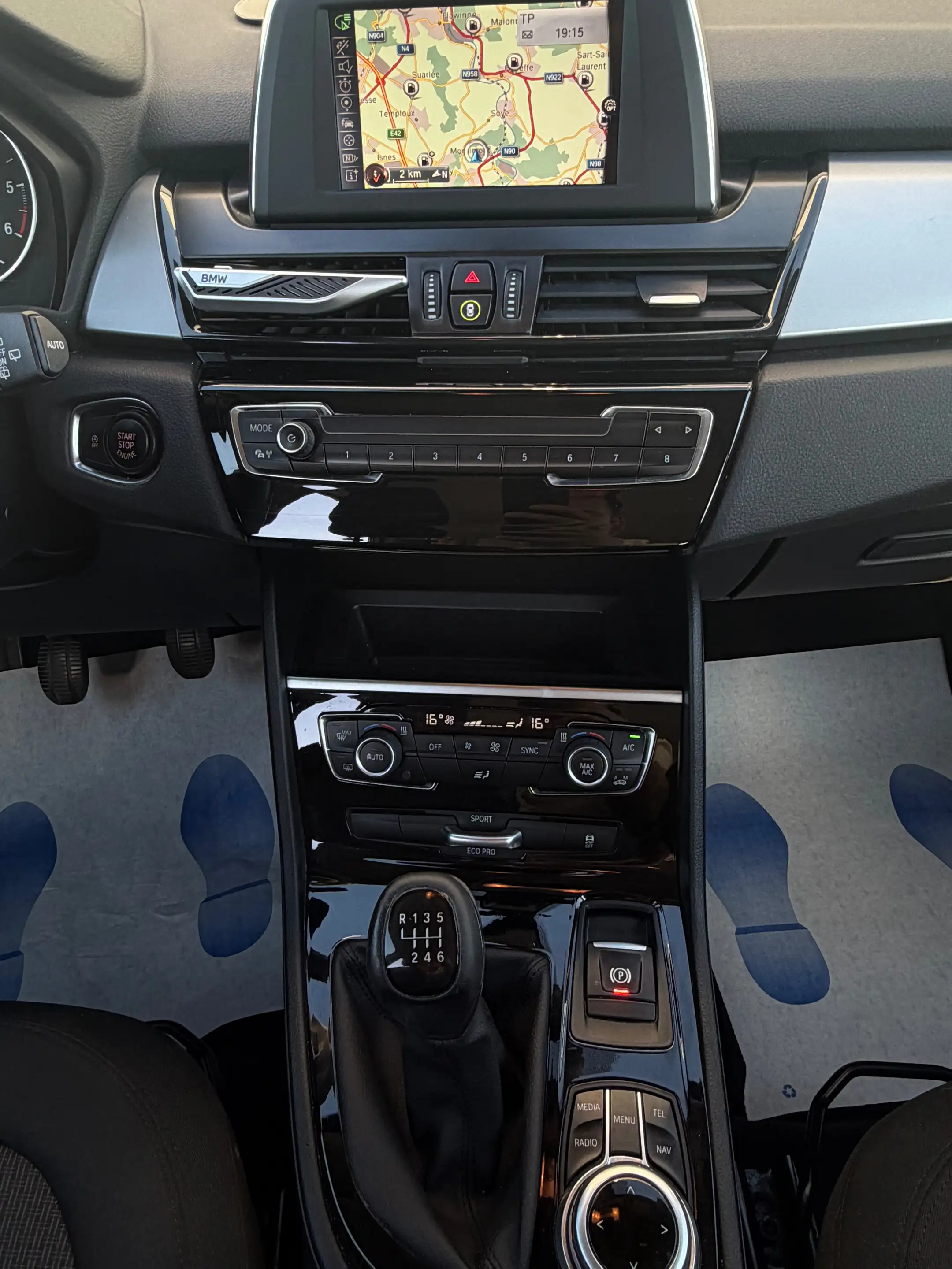 BMW 216 Gran Tourer 216 d — photo 12