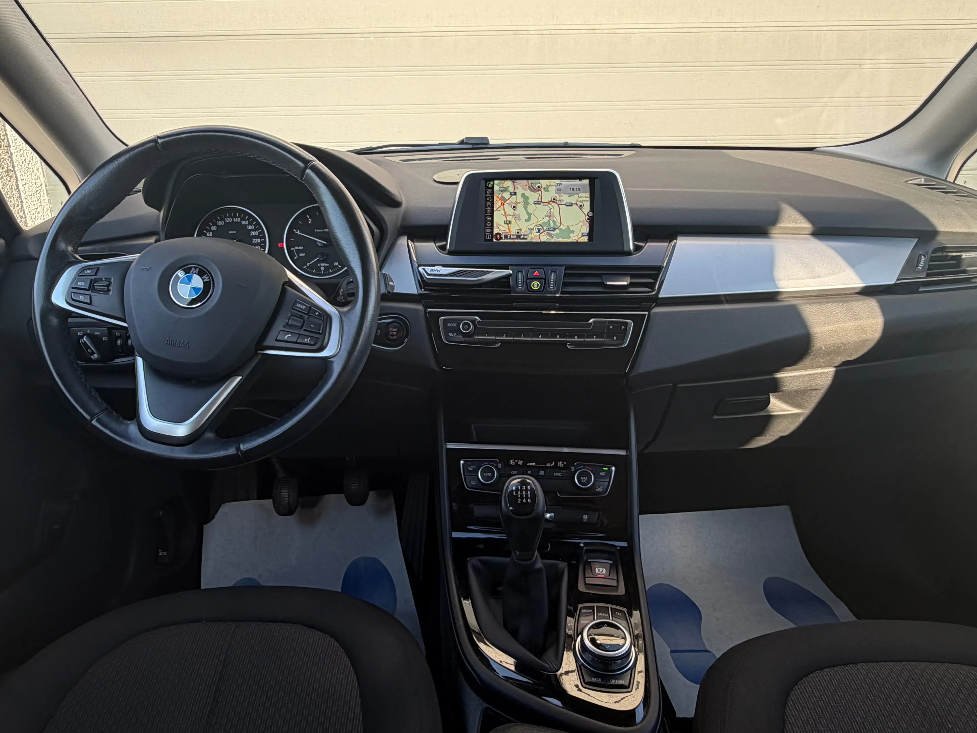 BMW 216 Gran Tourer 216 d — photo 11