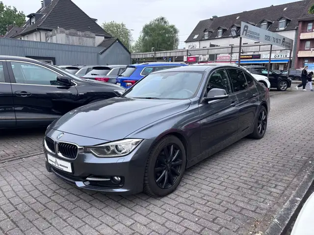BMW 328 Baureihe 3 Lim. 328 i Sport 1.Hd, Leder,Navi