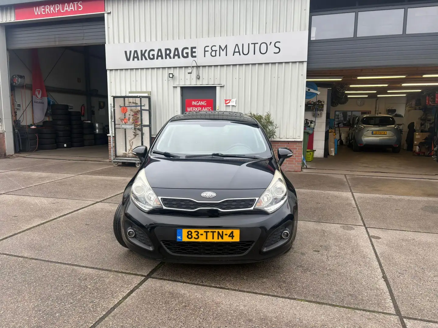 Kia Rio 1.2 CVVT Super Pack Zwart - 2
