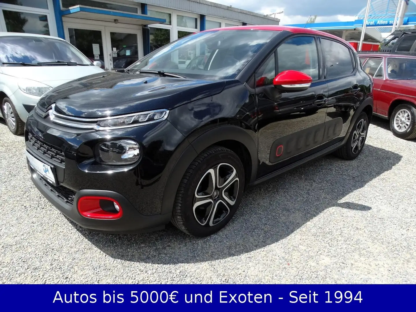 Citroen C3 PureTech 110 - Automatik - 1.Hand - Wenig KM Schwarz - 1