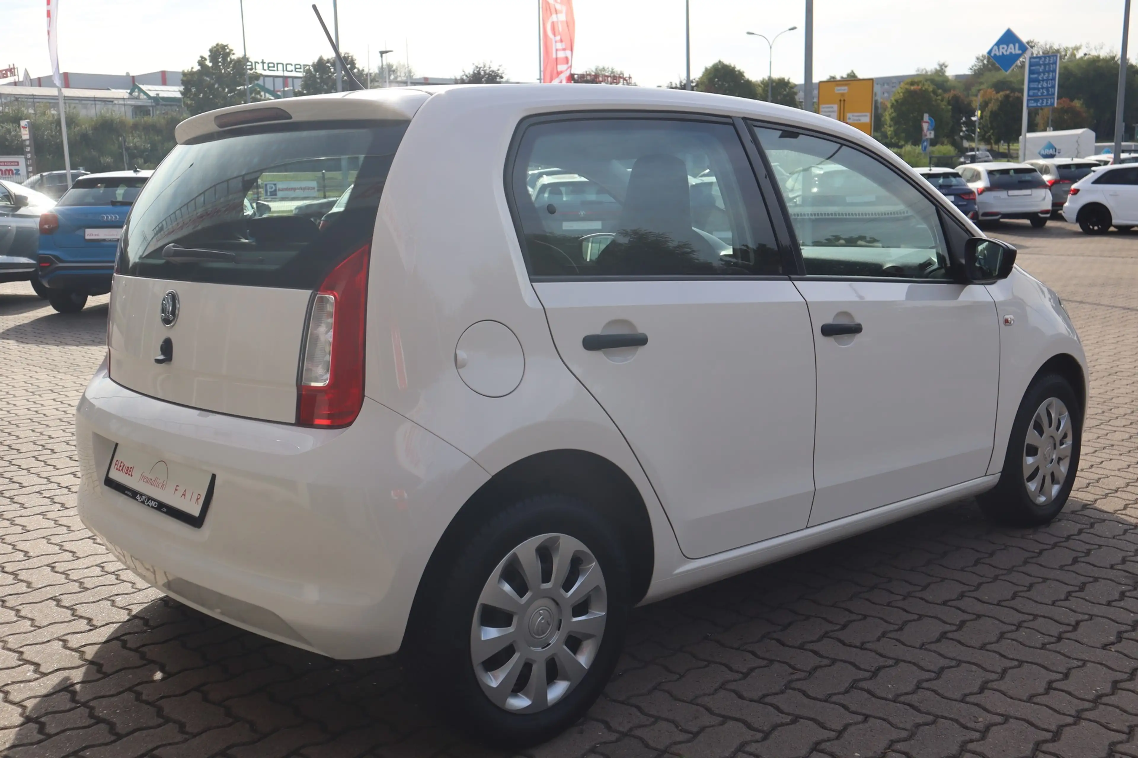 Skoda Citigo 1.0 MPI Active Sitzheizung Klima — photo 7
