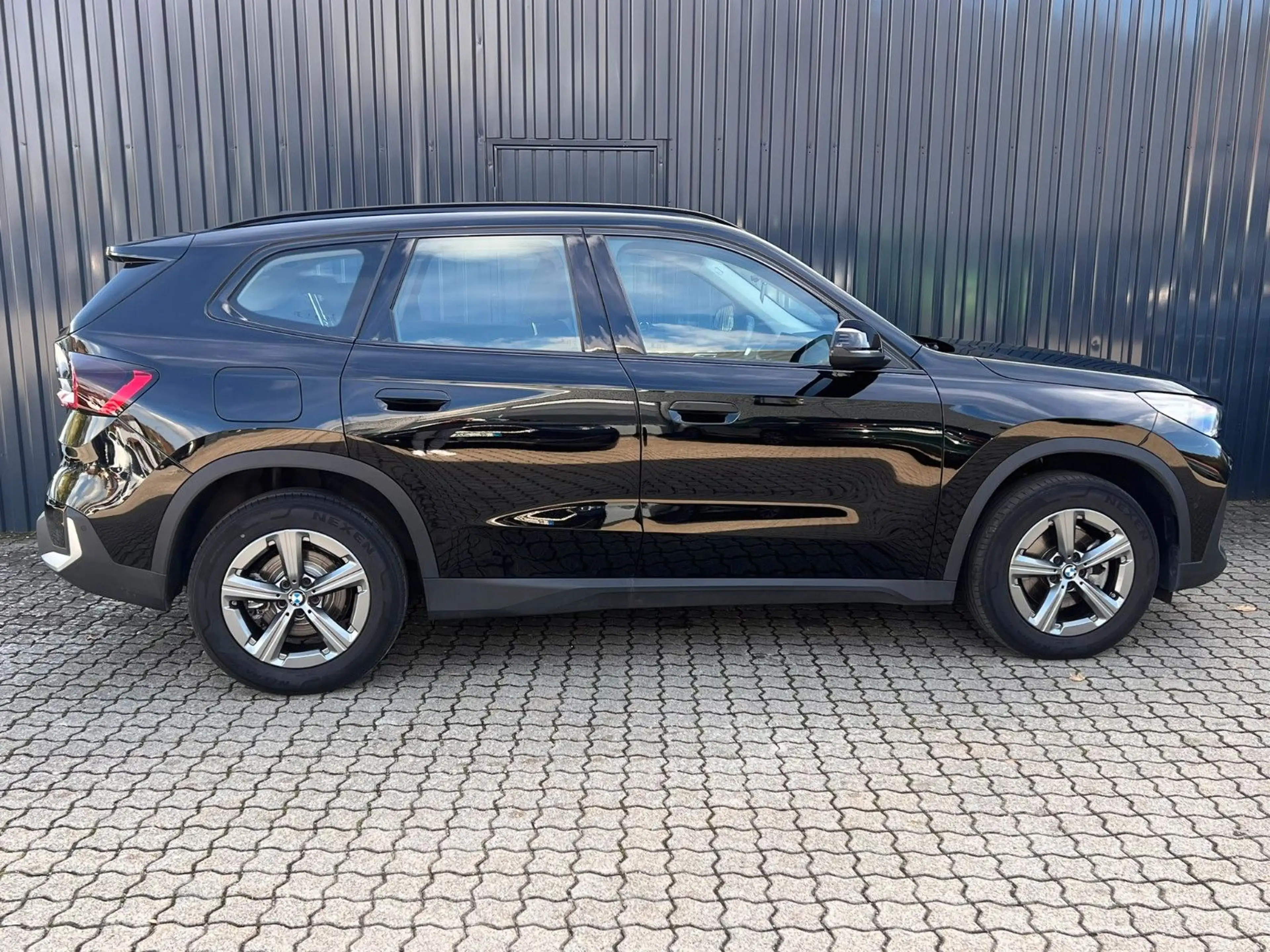 BMW X1 xDrive 20D /AHK/Komfortzug/AdapLED/Kamera — photo 6