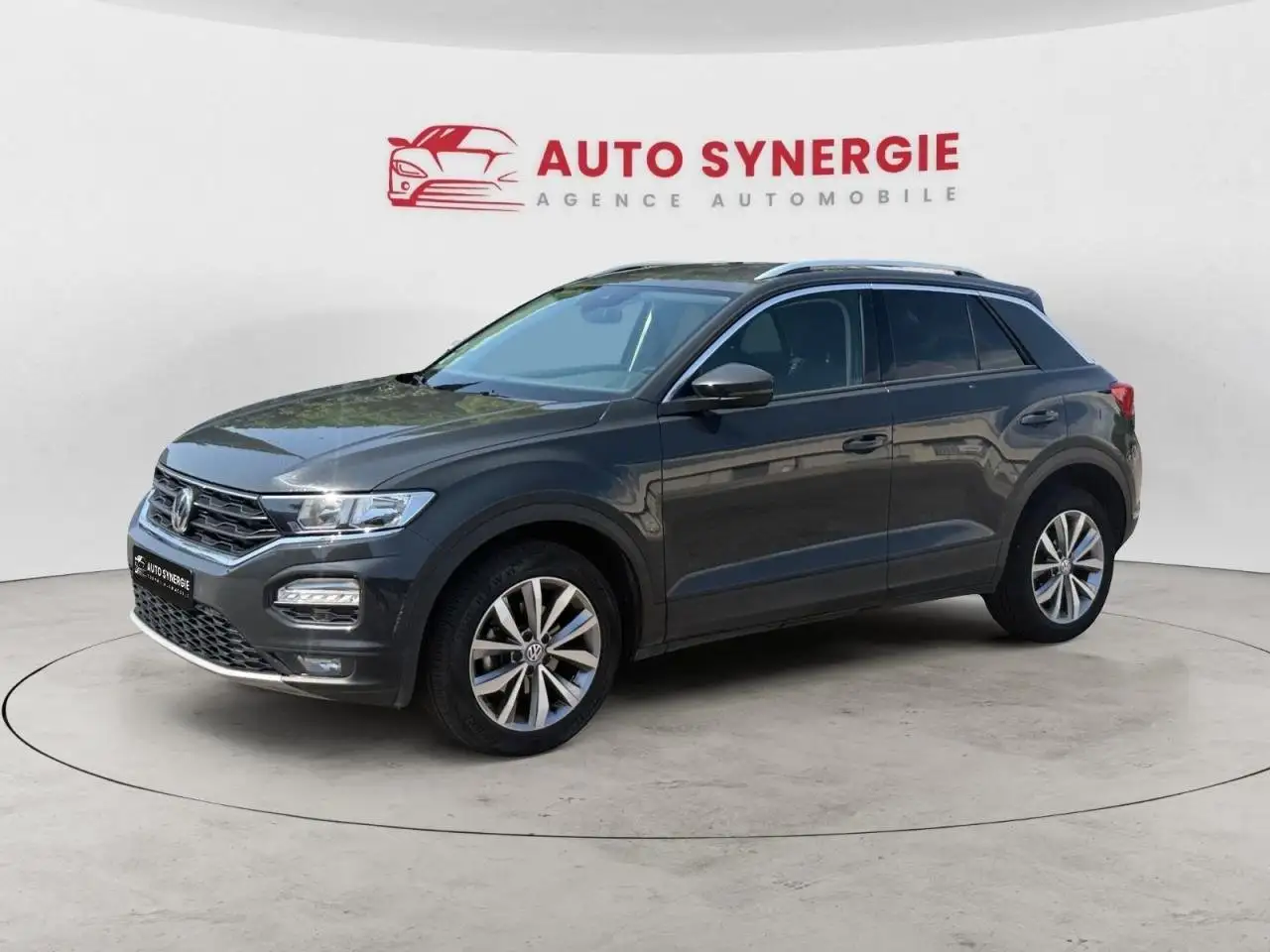 Volkswagen T-Roc 1.0 TSI - 115 - Start&Stop Lounge PHASE 1 — photo 1 of 27