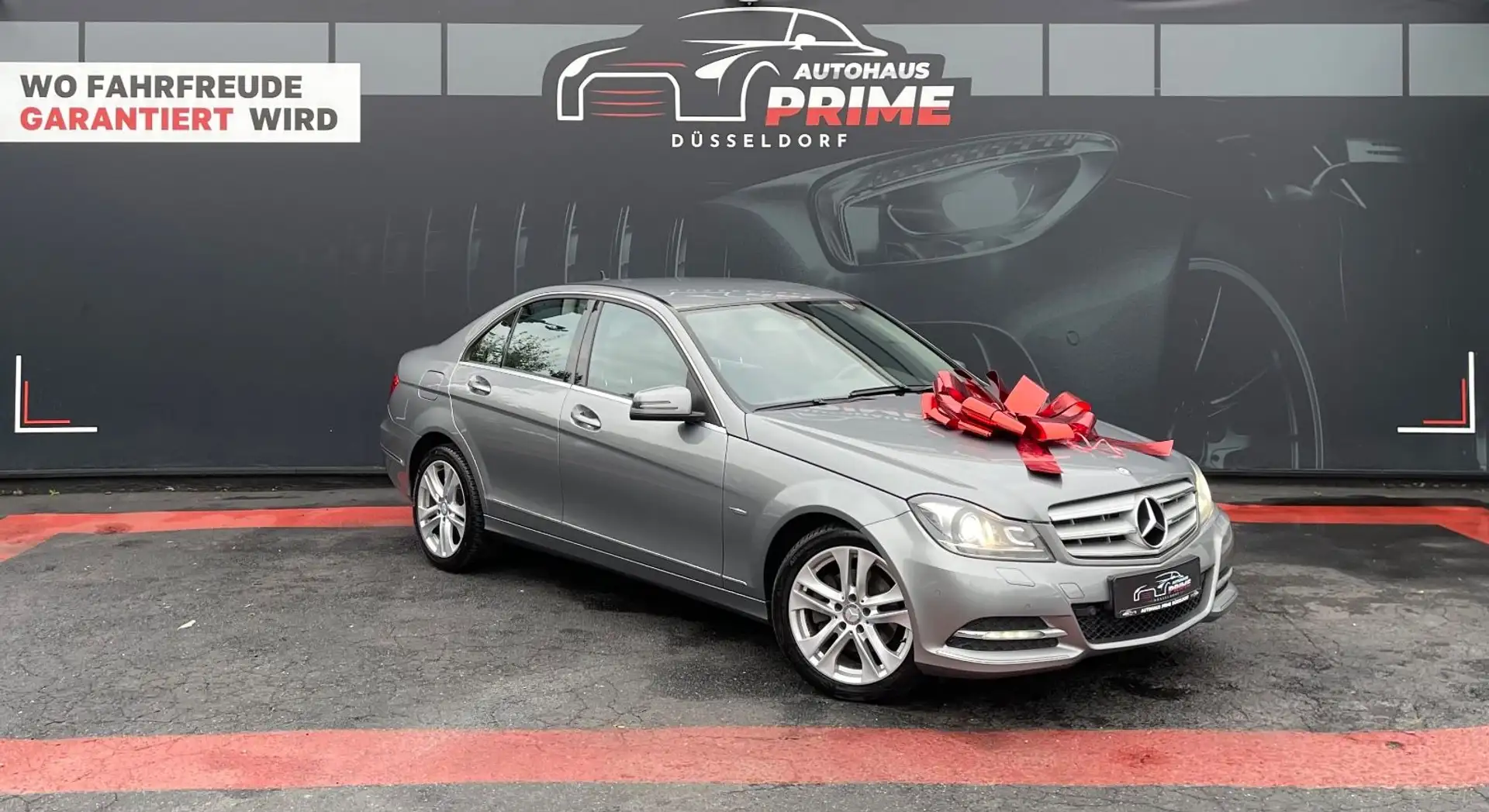 Mercedes-Benz C 200 C -Klasse Lim*NAVI*BI-XENON*NeuerMotoR* Silber - 1