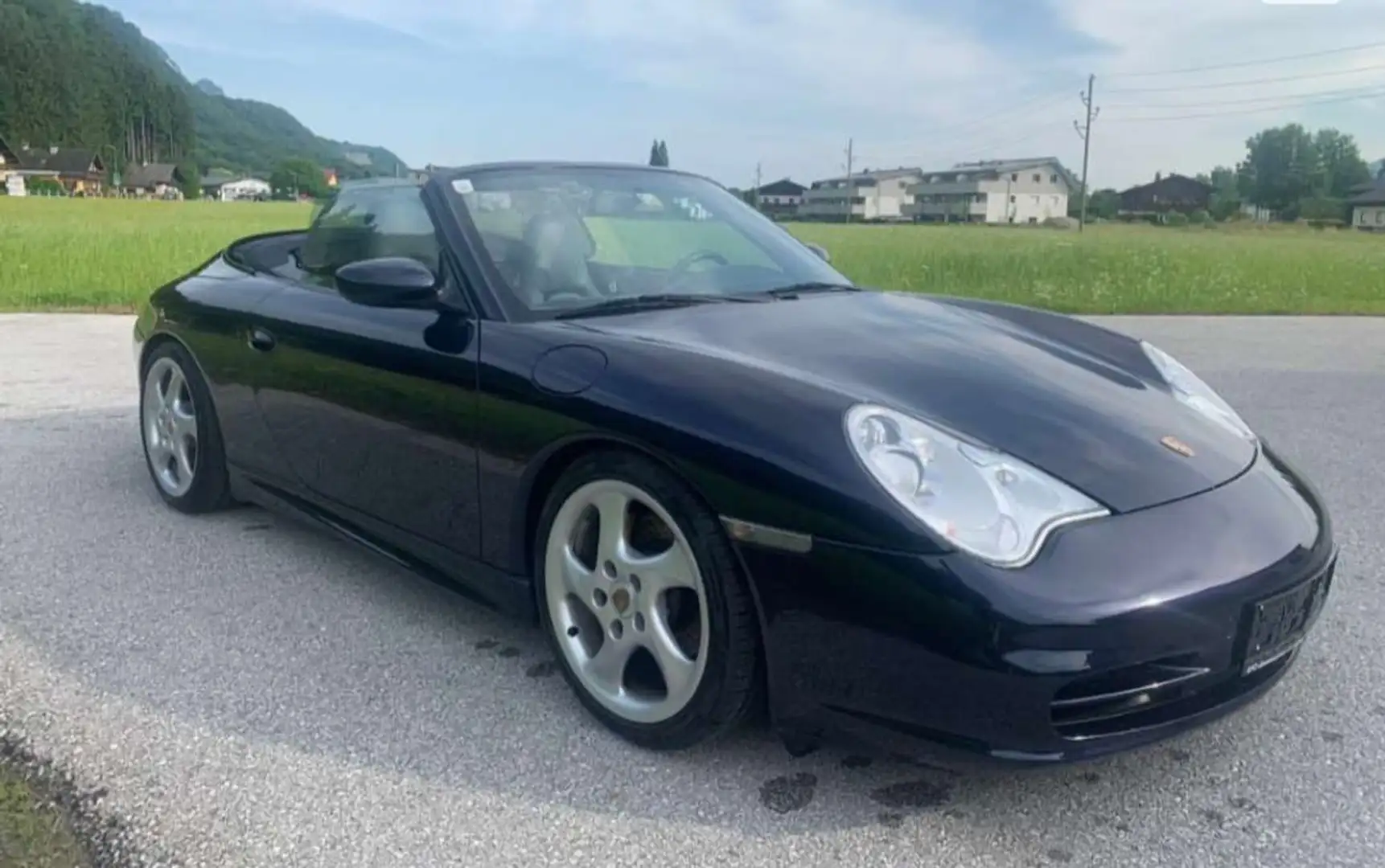 Porsche 911 Carrera Cabrio - 1