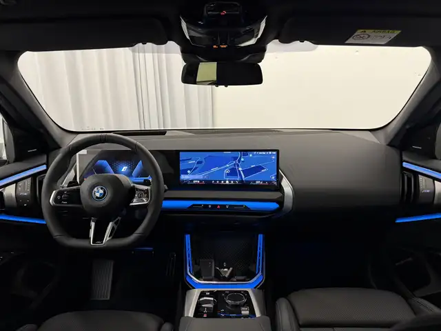 BMW X3 view 9