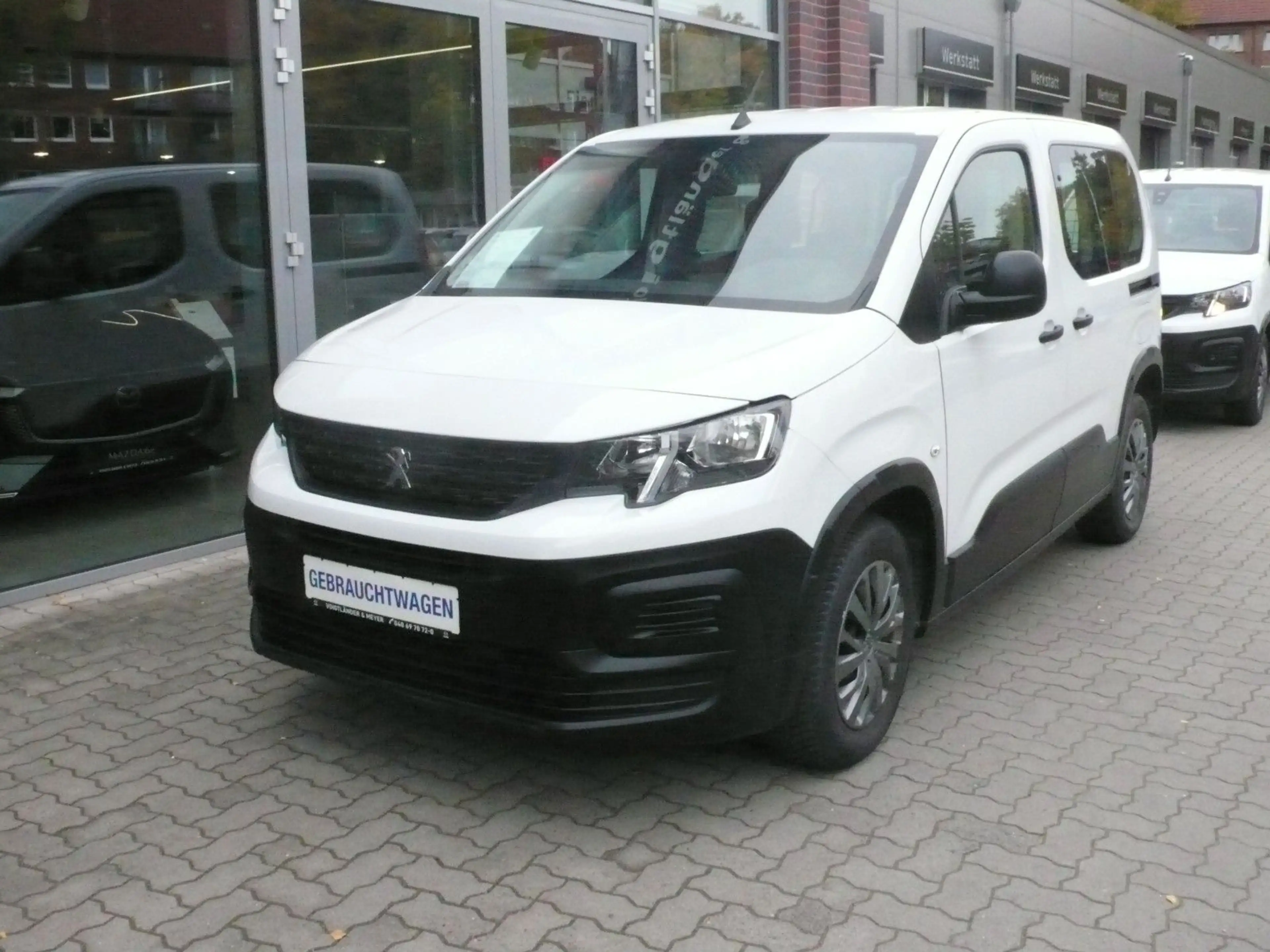 Peugeot Rifter Pure Tec 110 L1 Active Pack nur 17.105 KM — photo 2