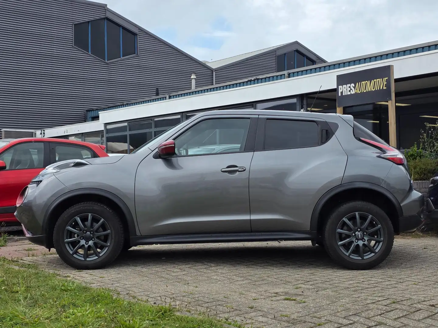 Nissan Juke 1.2 DIG-T S/S Acenta |CLIMA|CRUISE|NAVI|CAMERA Grijs - 2