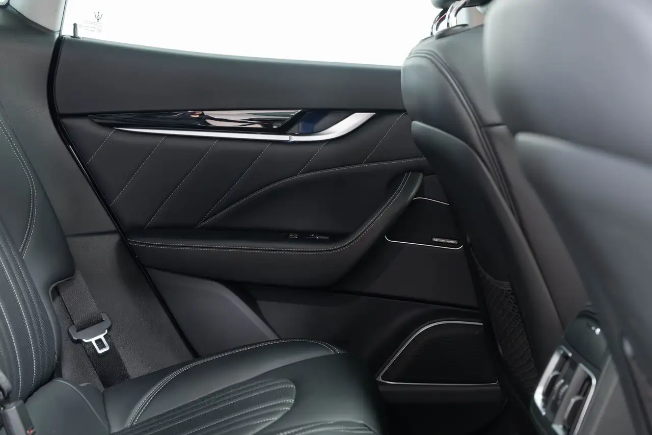 Maserati Levante снимка Maserati Levante