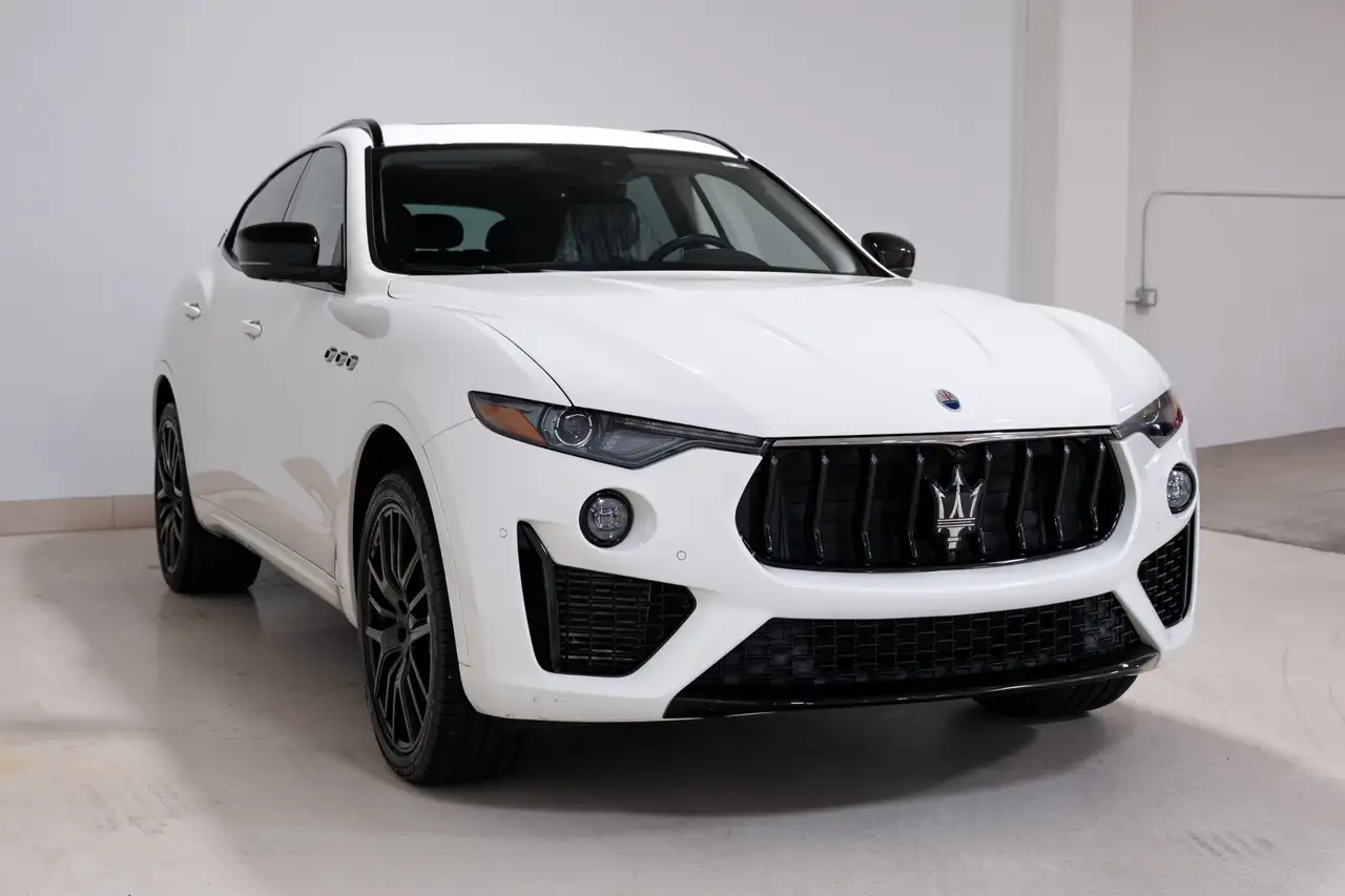 Maserati Levante снимка Maserati Levante