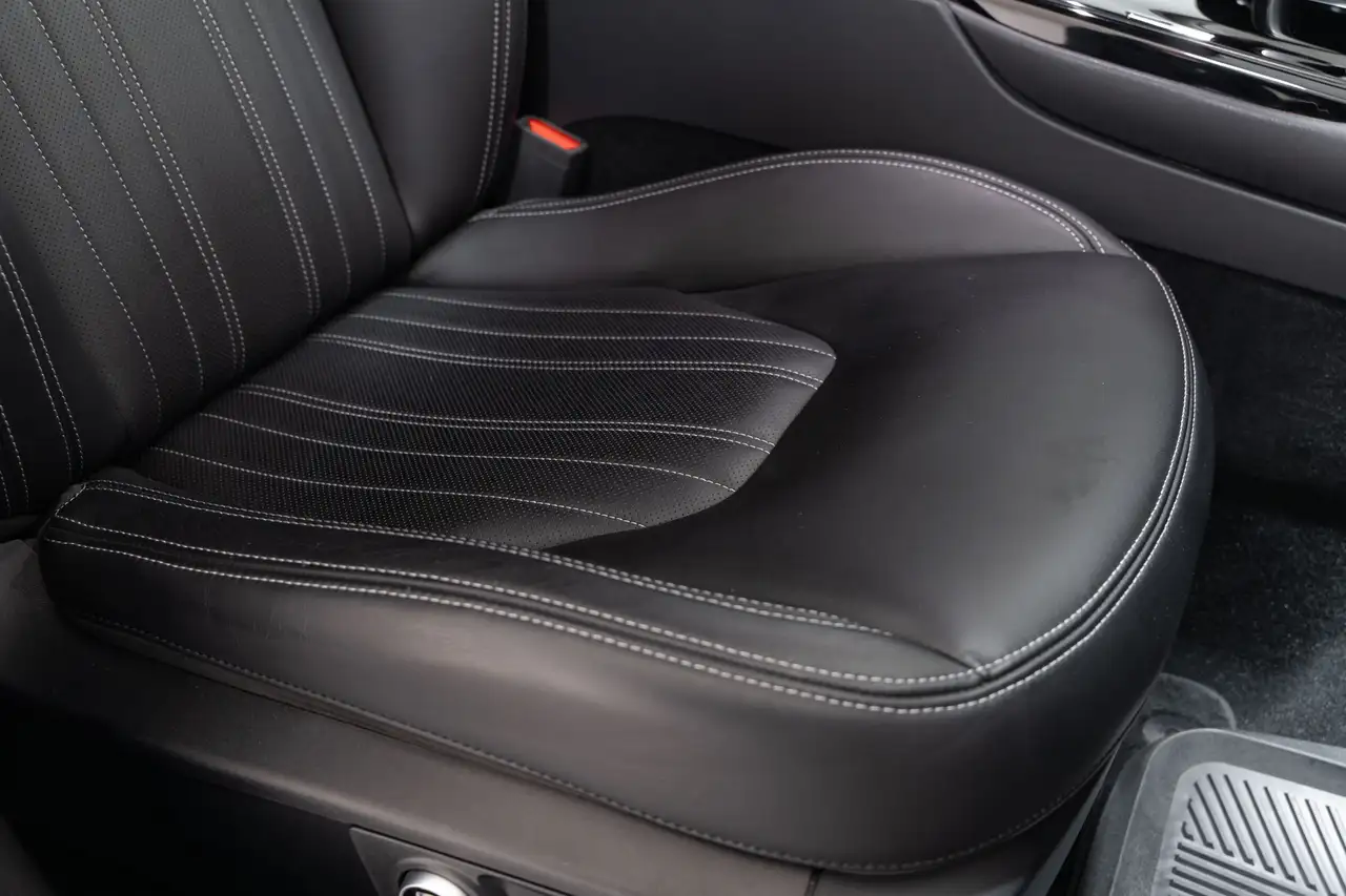 Maserati Levante снимка Maserati Levante