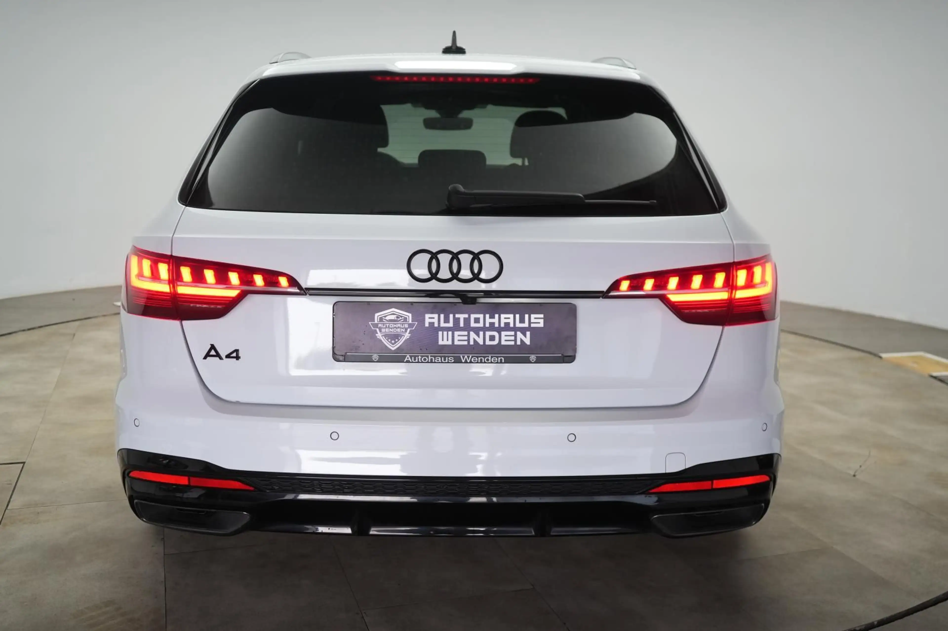 Audi A4 35 TFSI S tronic S line Temp/Kamera/AHK/Virtu — photo 7