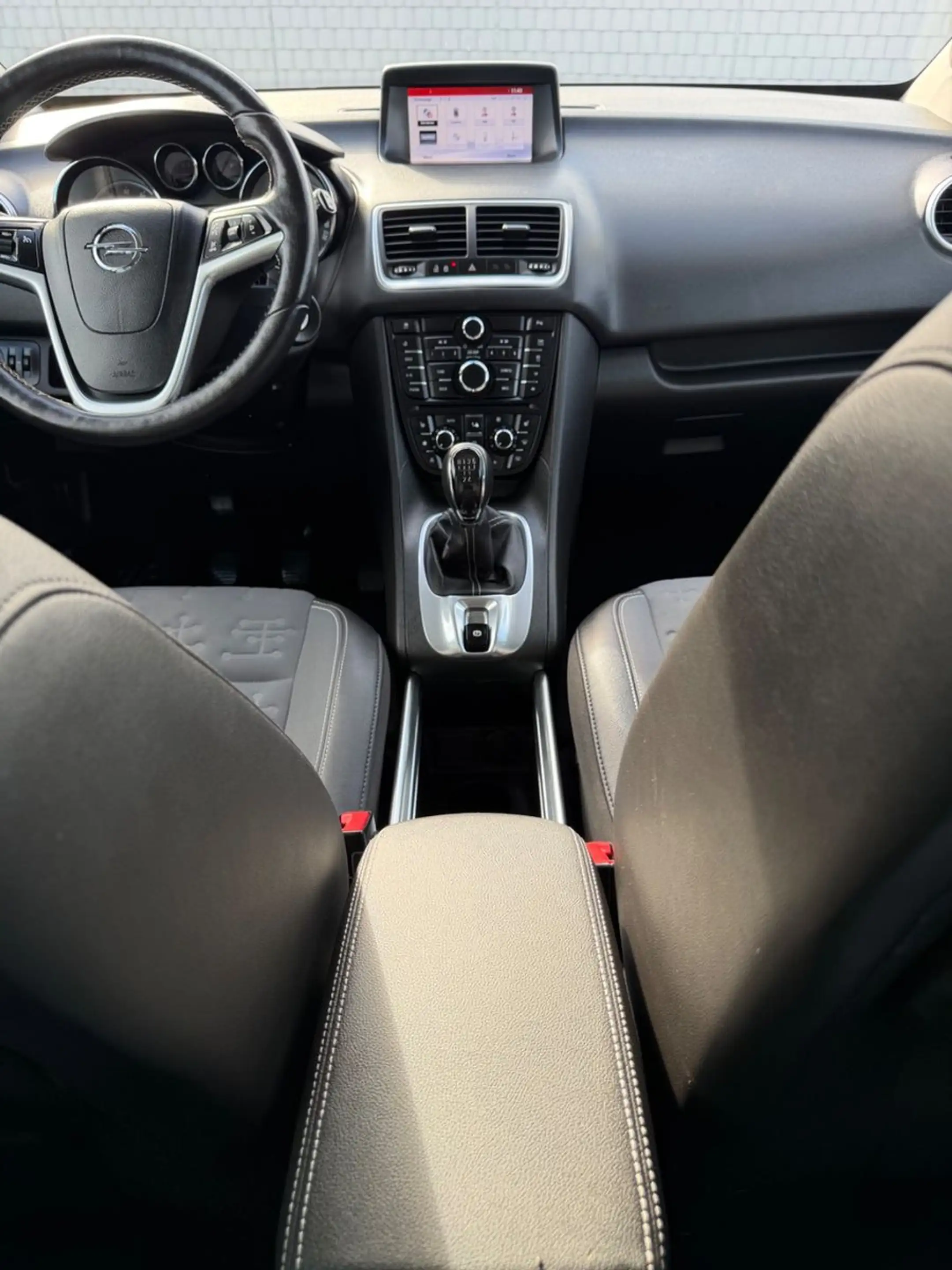 Opel Meriva 1,4 B Innovation HU Neu Inspektion neu — photo 13