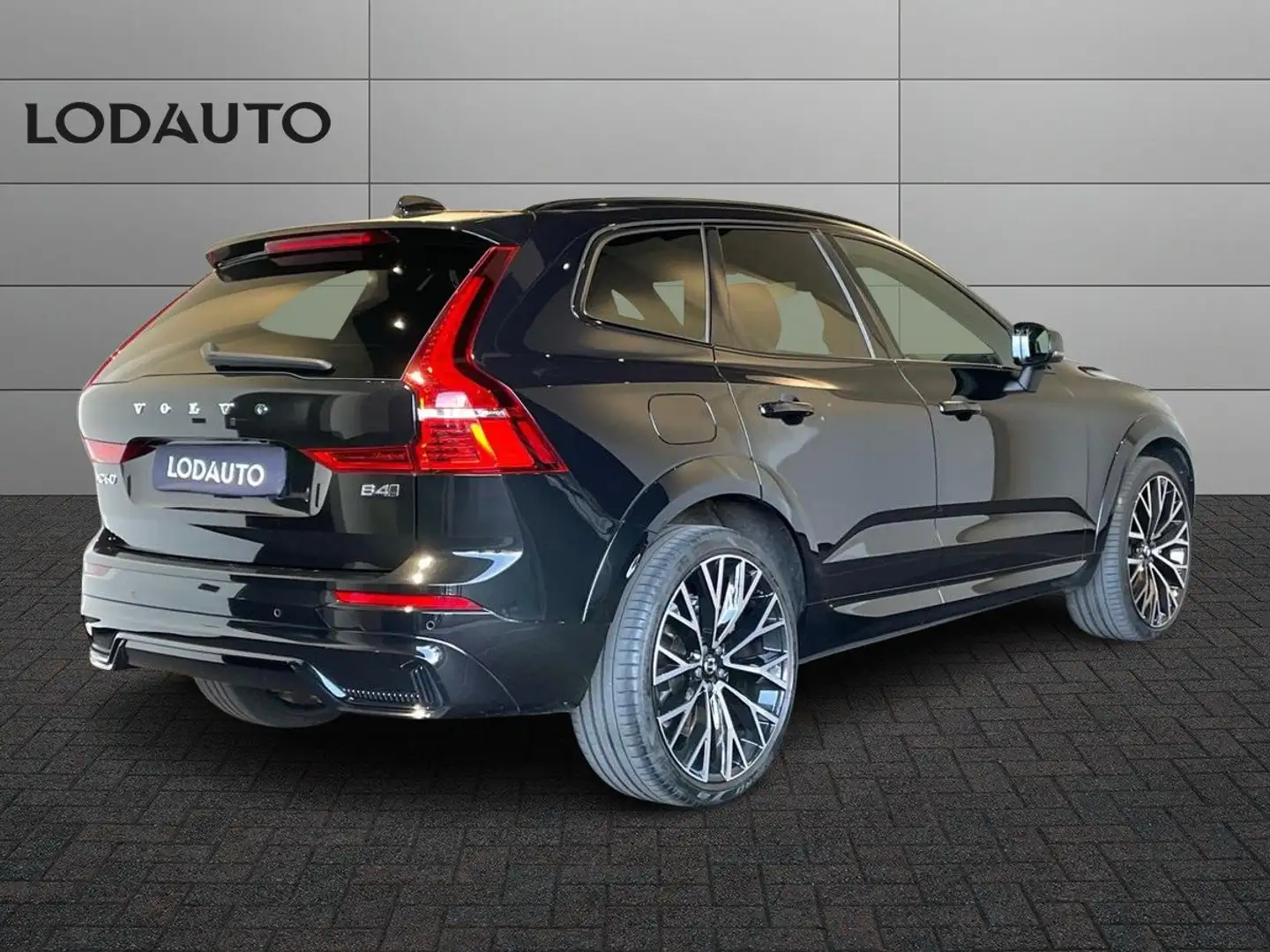 Volvo XC60 XC60 B4 (d) AWD Geartronic R-design Nero - 2