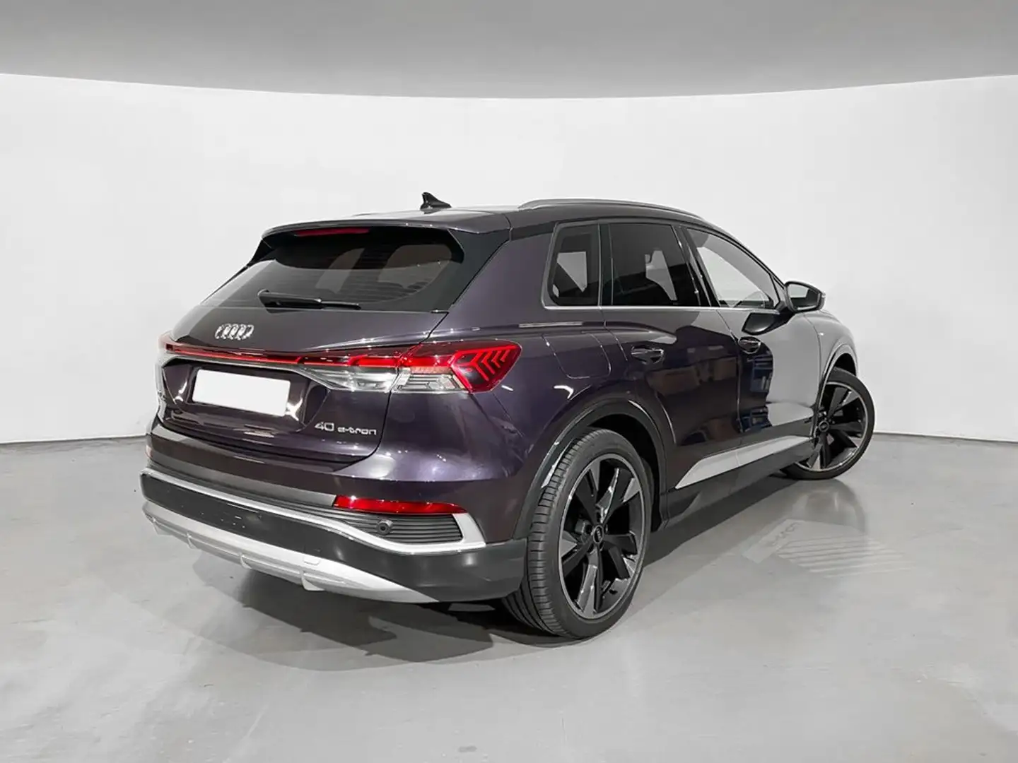Audi Q4 e-tron 40 S line 150 kW (204 CV) Burdeos - 2