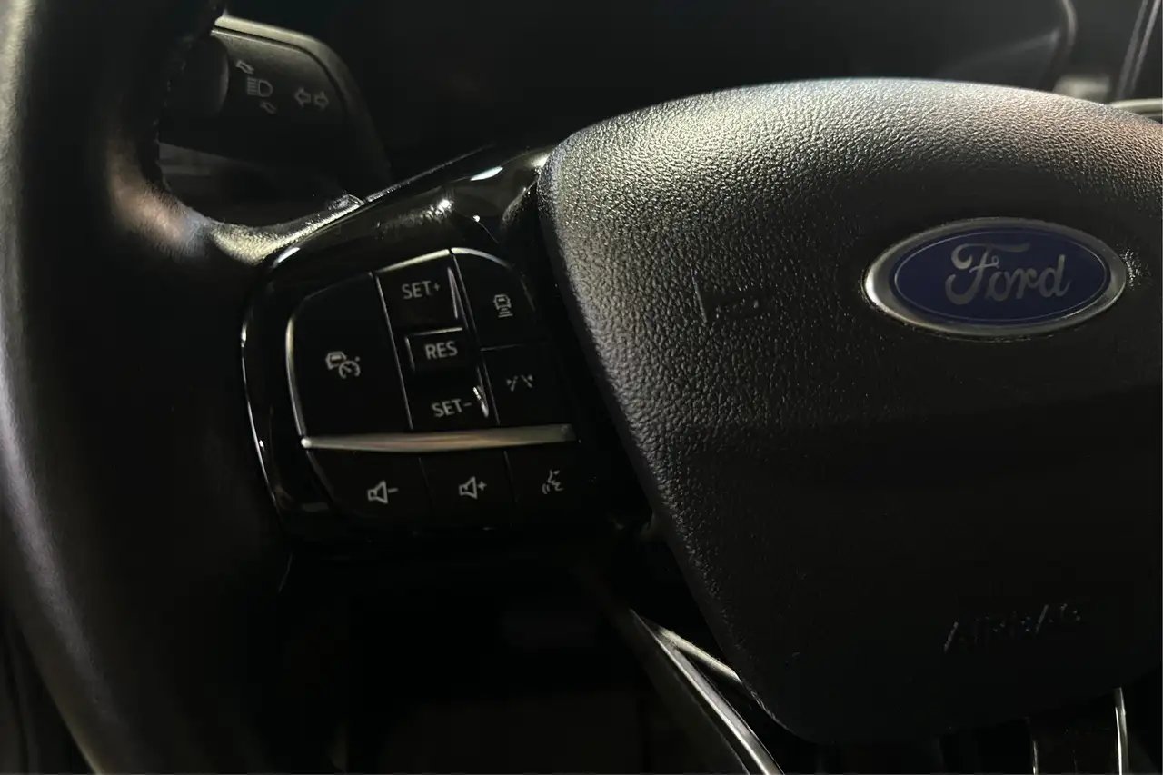 Ford Escape photo Ford Escape