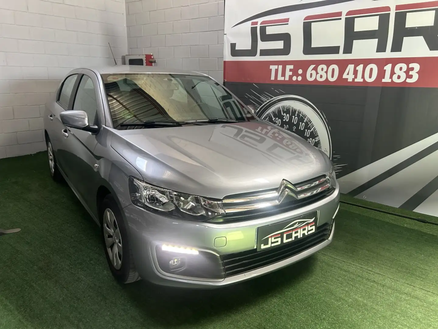 Citroen C-Elysée 1.6BlueHDi Feel 100 Gris - 1
