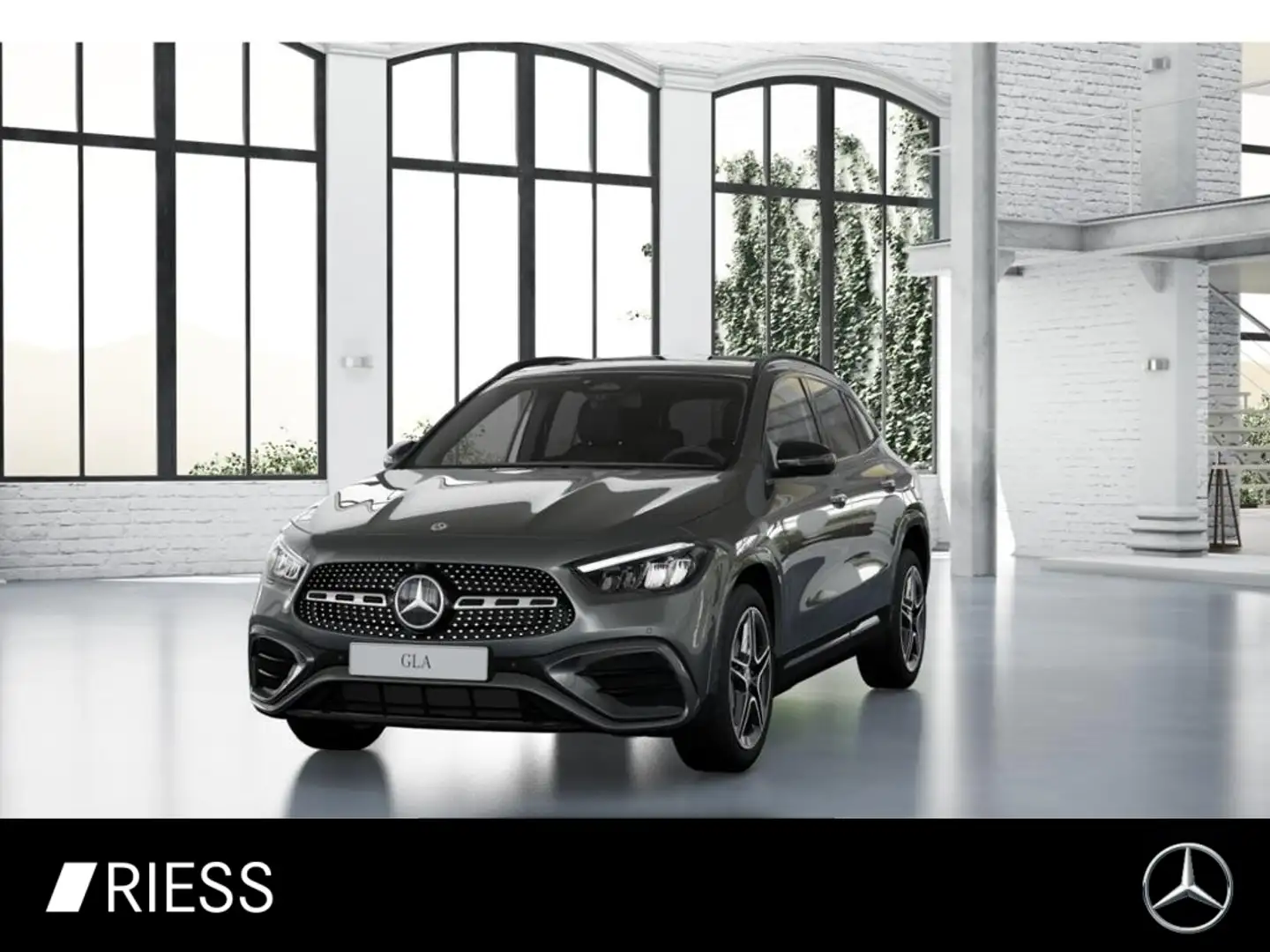 Mercedes-Benz GLA 200 d 4M AMG Sport Night Ditr AHK Pano 360 19" Grau - 1