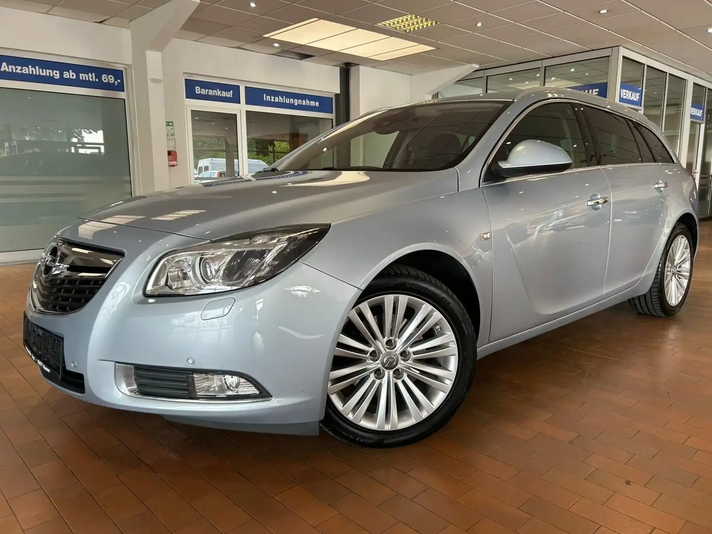 Opel Insignia A Sports Tourer Innovation 4x4 Silber - 2