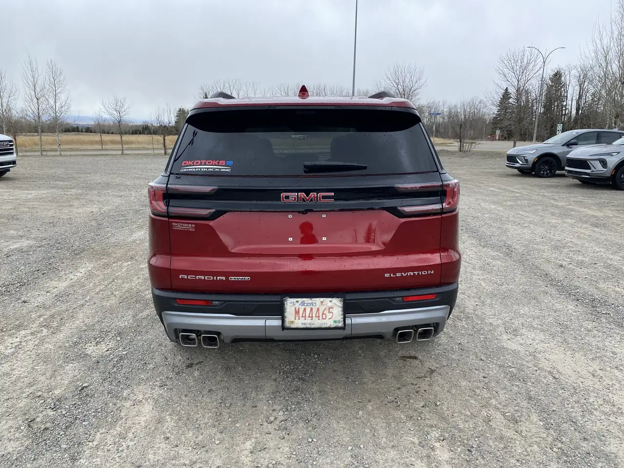 GMC Acadia снимка GMC Acadia